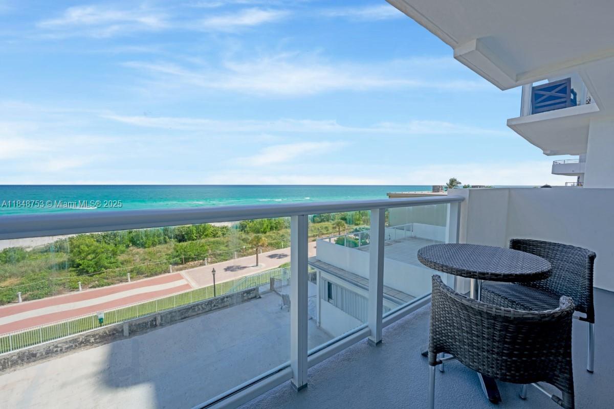 THE PAVILION CONDO - Residential
