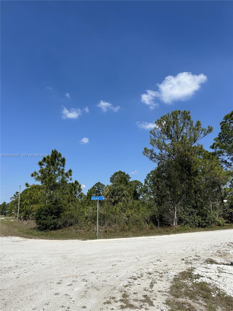 Lee County Unincorporated - Land