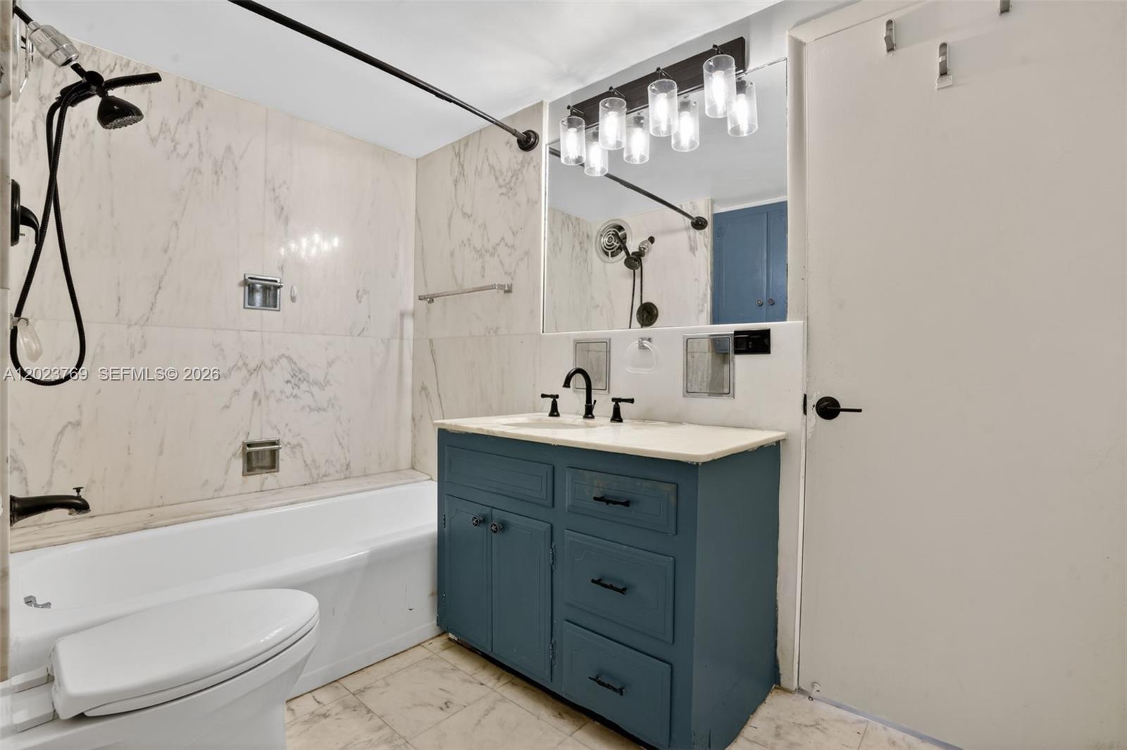 BAL-BRIDGE NORTH CONDO - Residential