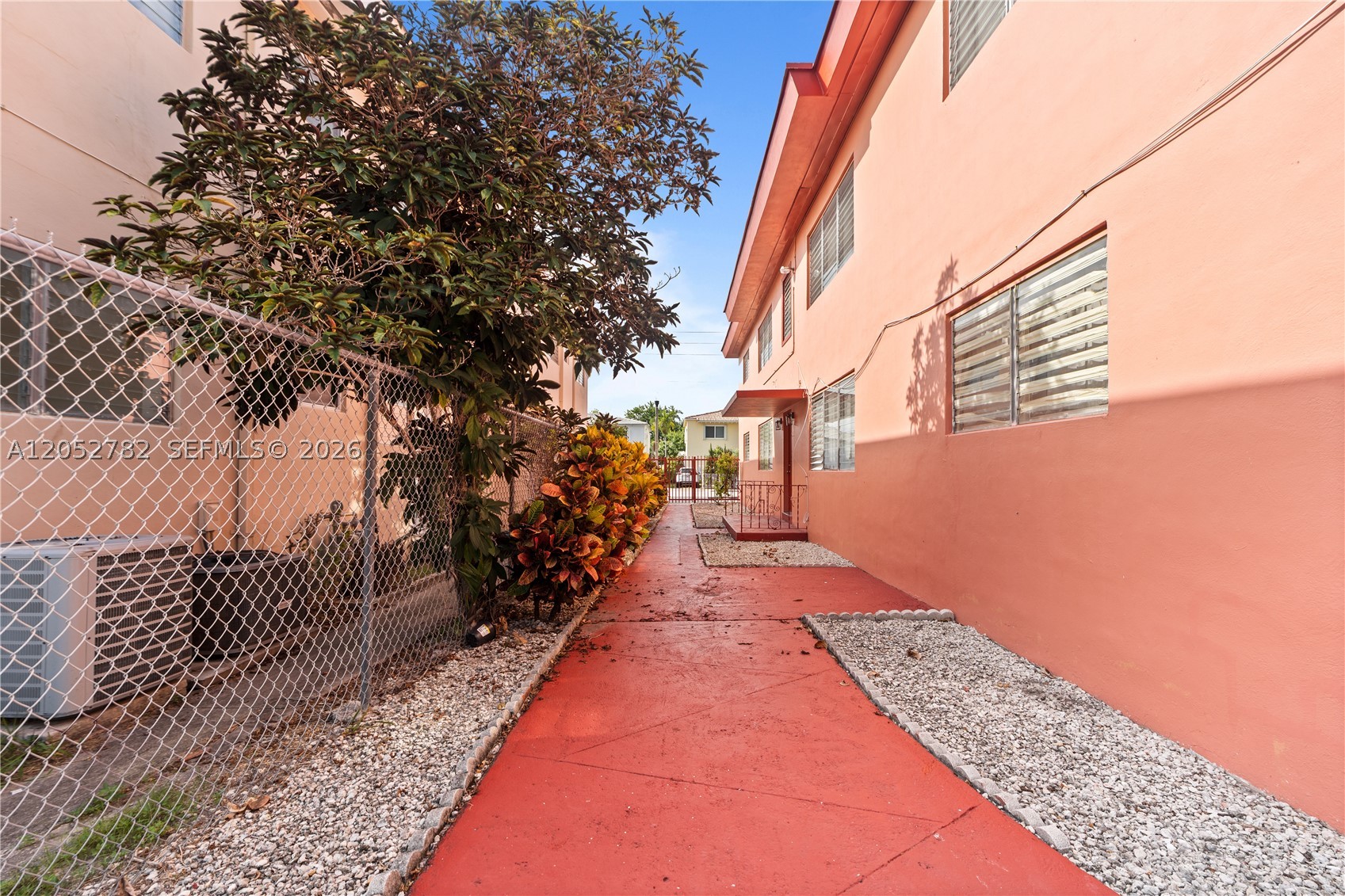 BISCAYNE BCH SUB - Residential Income
