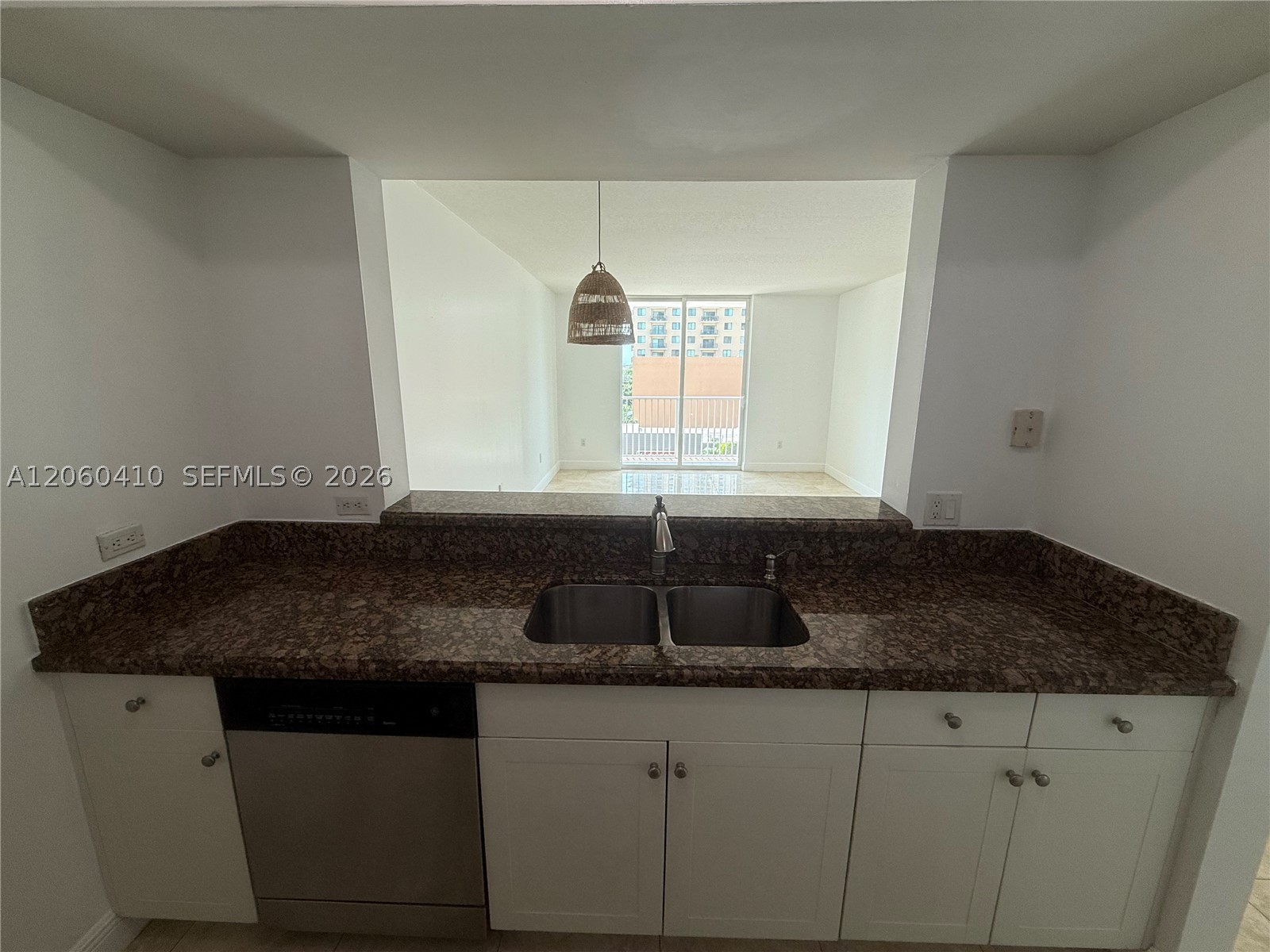 MEDITERRANEA CONDO - Residential