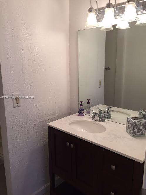 KEYSTONE TOWERS CONDO - Residential Lease