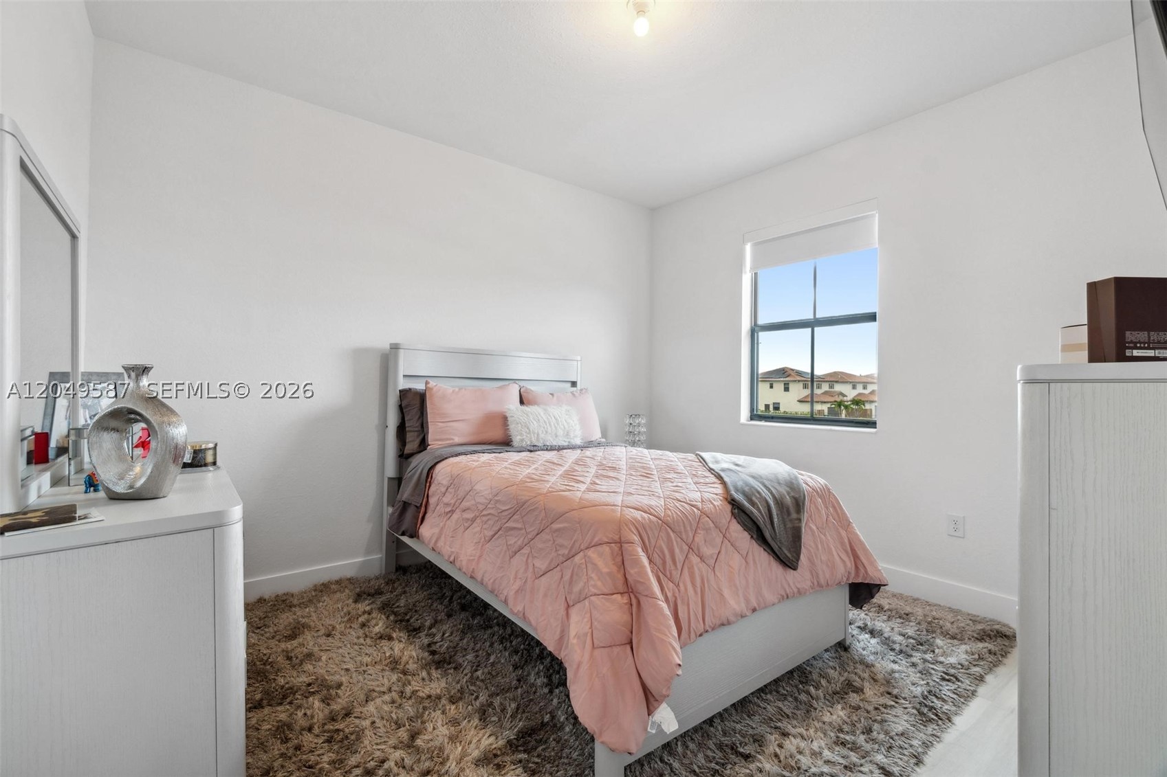 ESTATES AT SILVER PALM - Residential