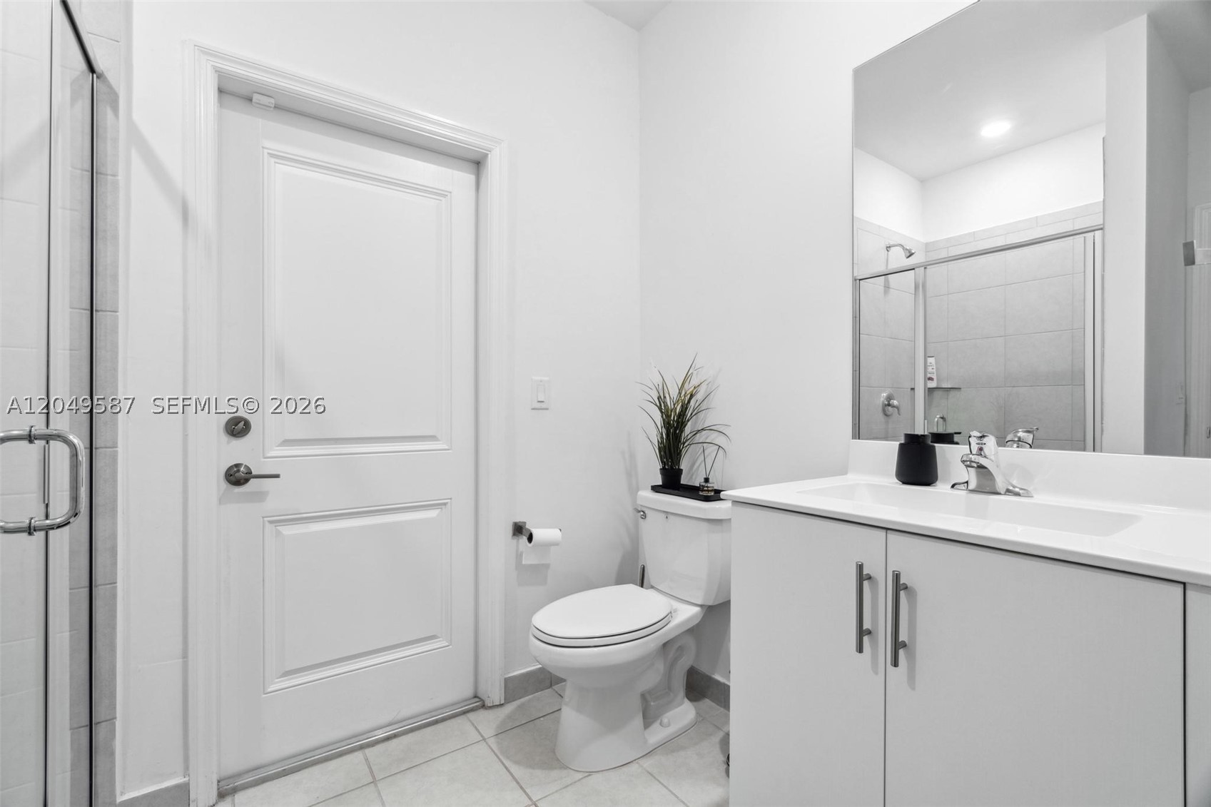 ESTATES AT SILVER PALM - Residential