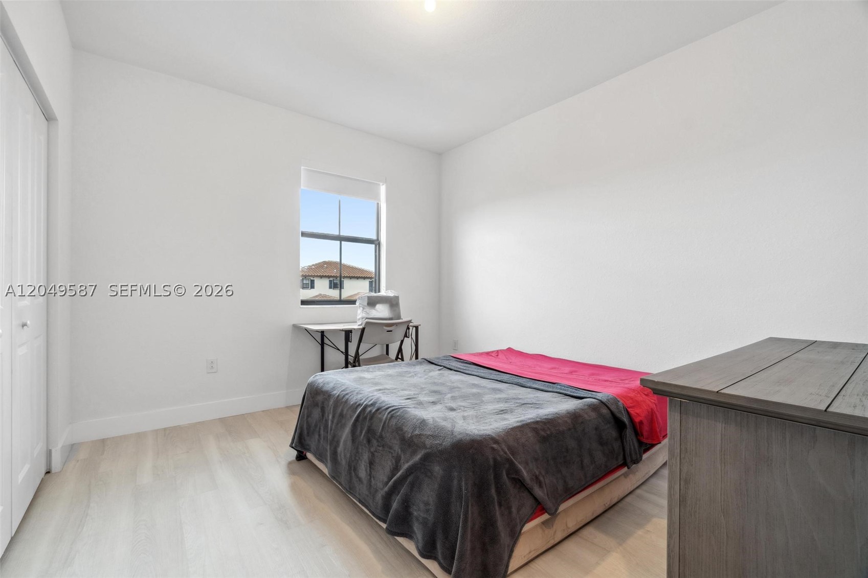 ESTATES AT SILVER PALM - Residential