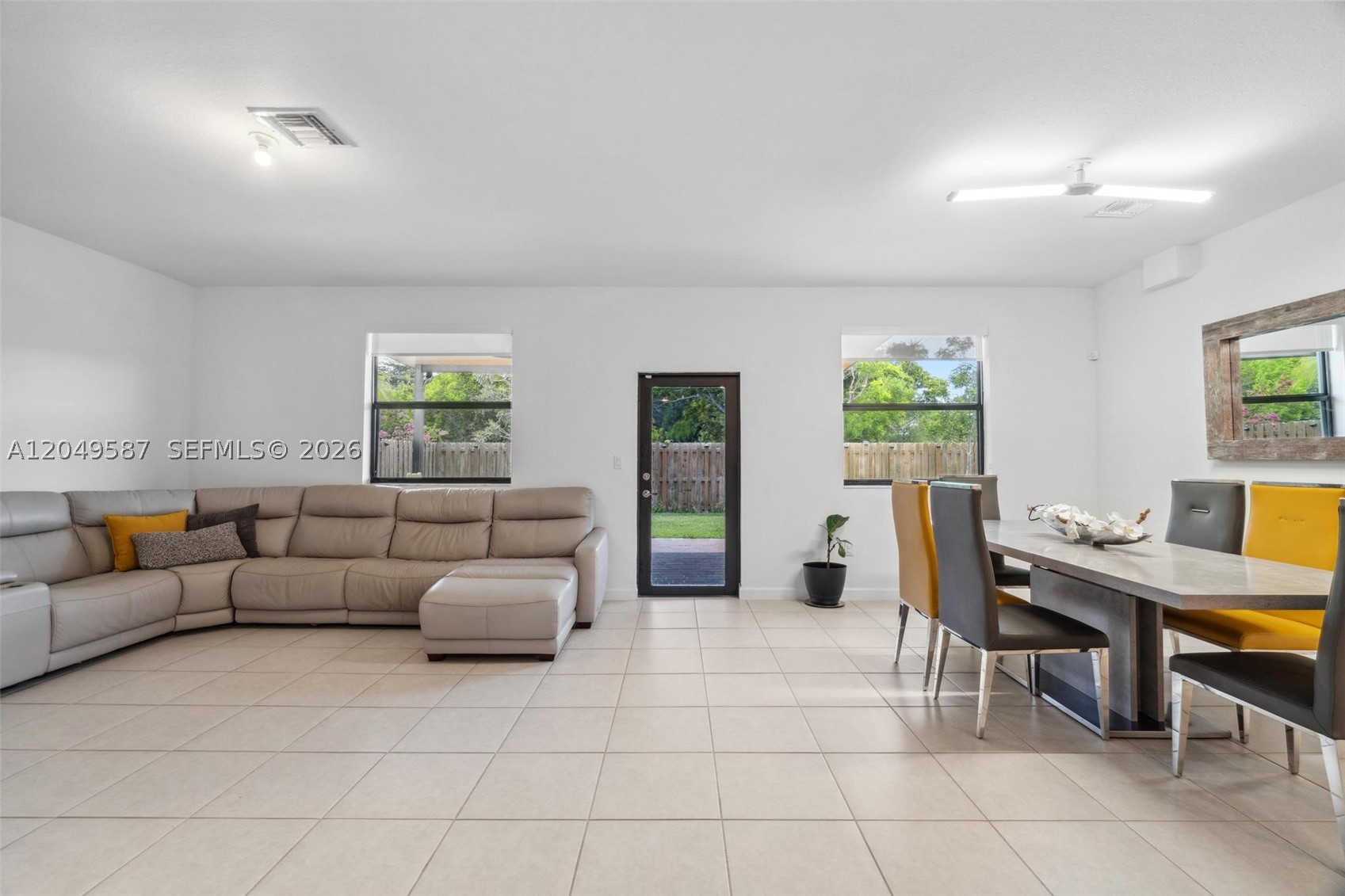 ESTATES AT SILVER PALM - Residential