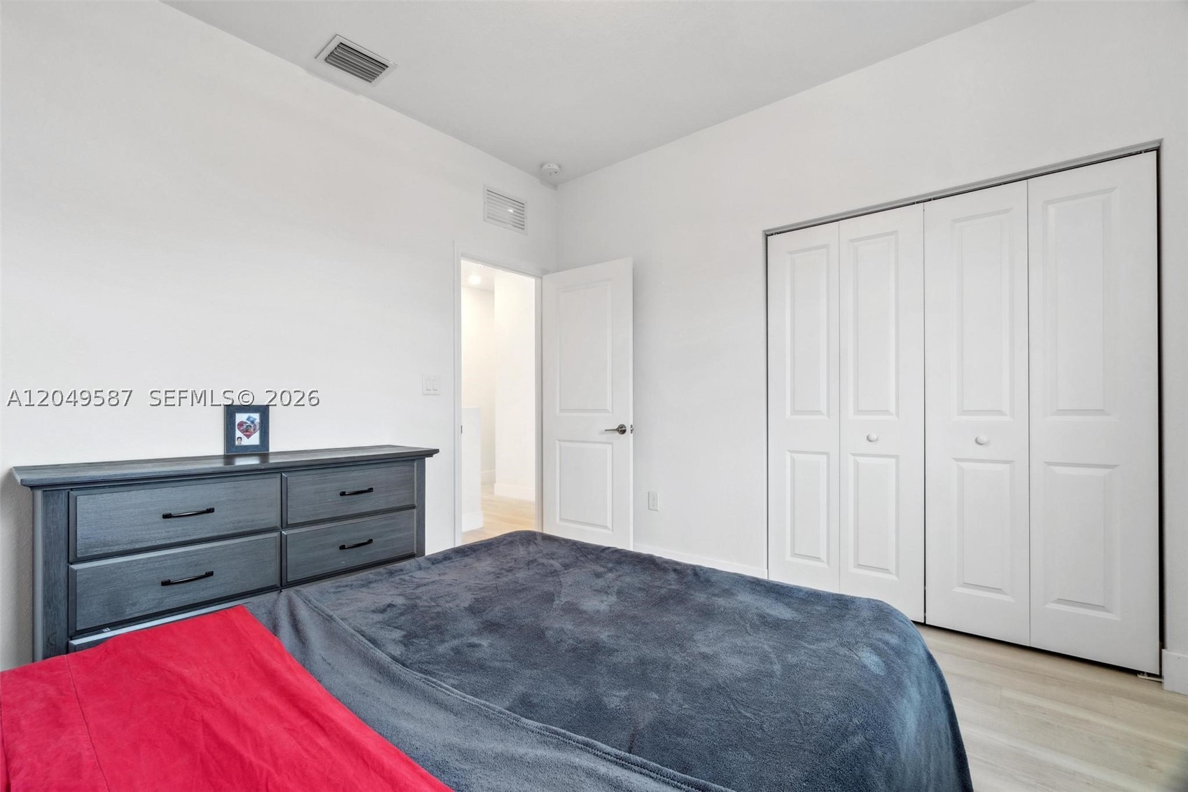 ESTATES AT SILVER PALM - Residential