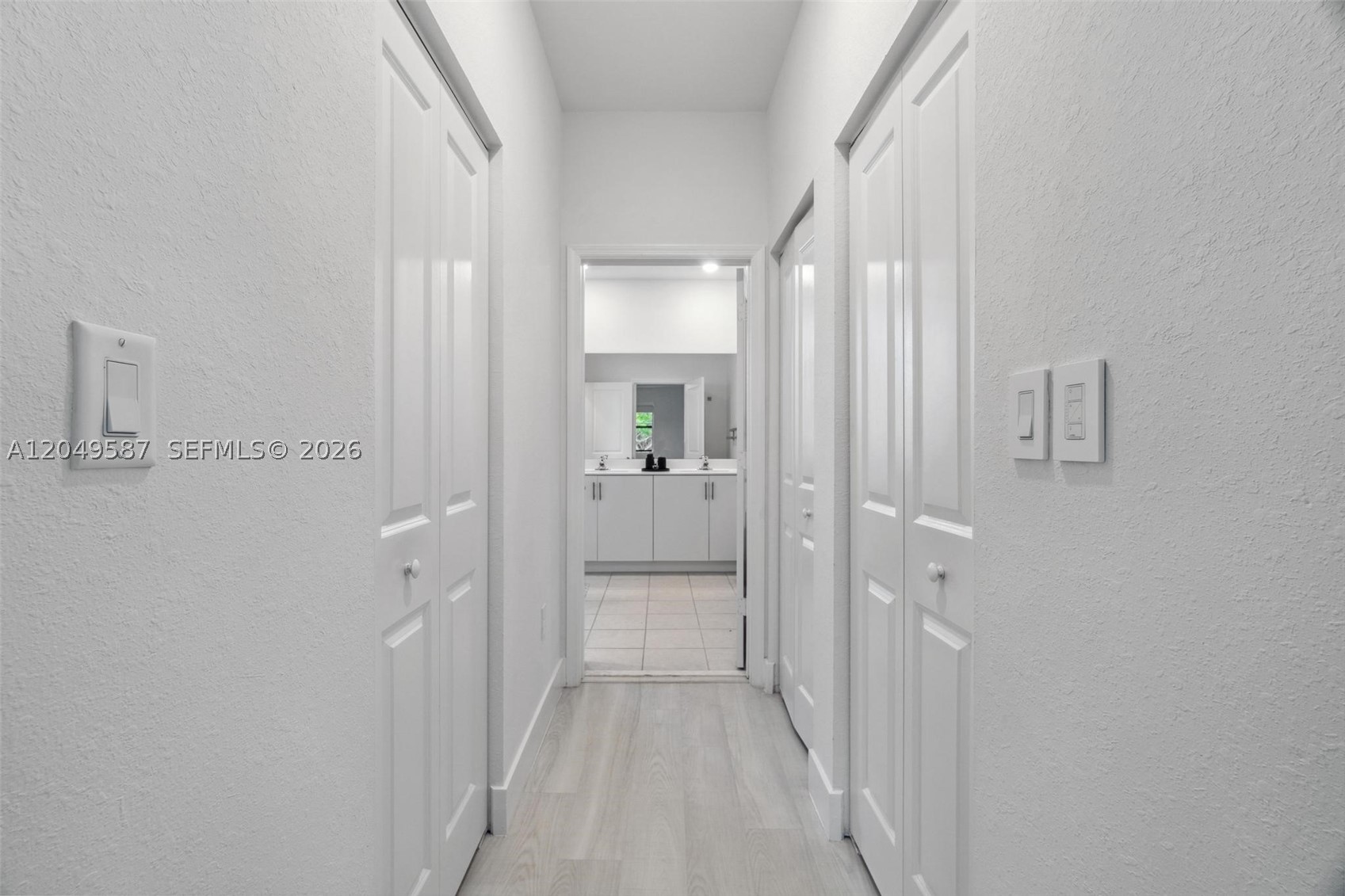 ESTATES AT SILVER PALM - Residential