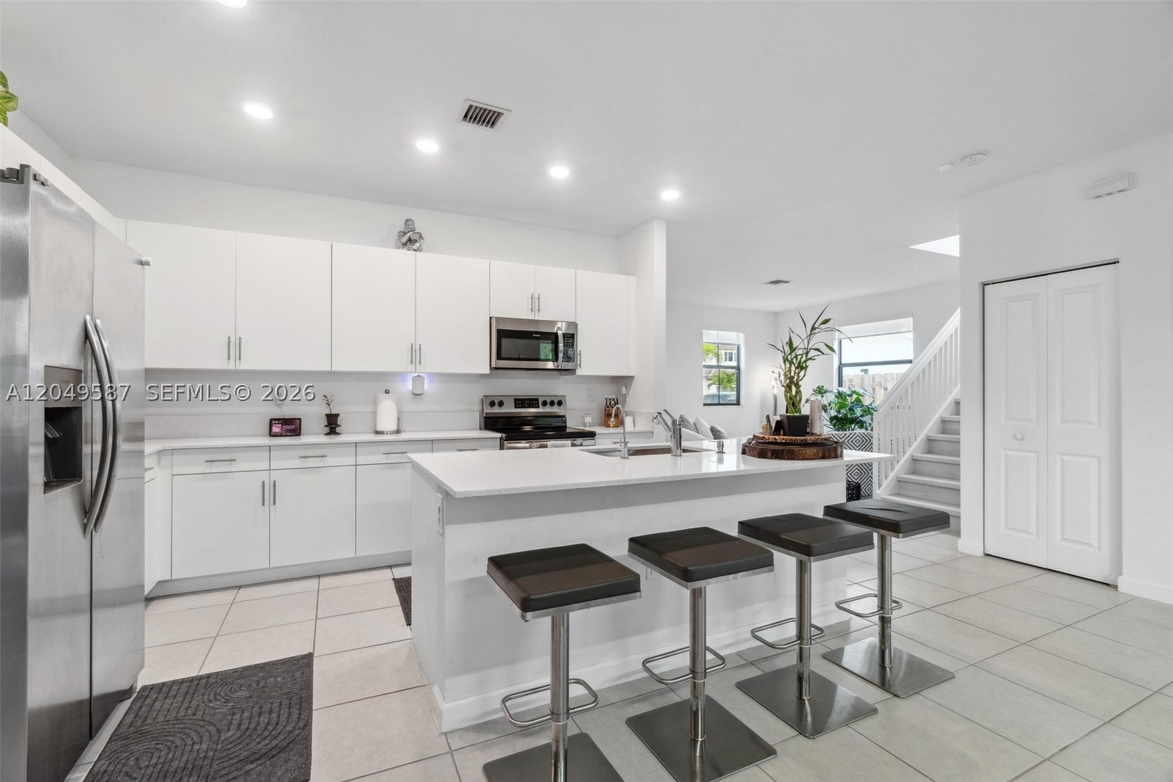 ESTATES AT SILVER PALM - Residential