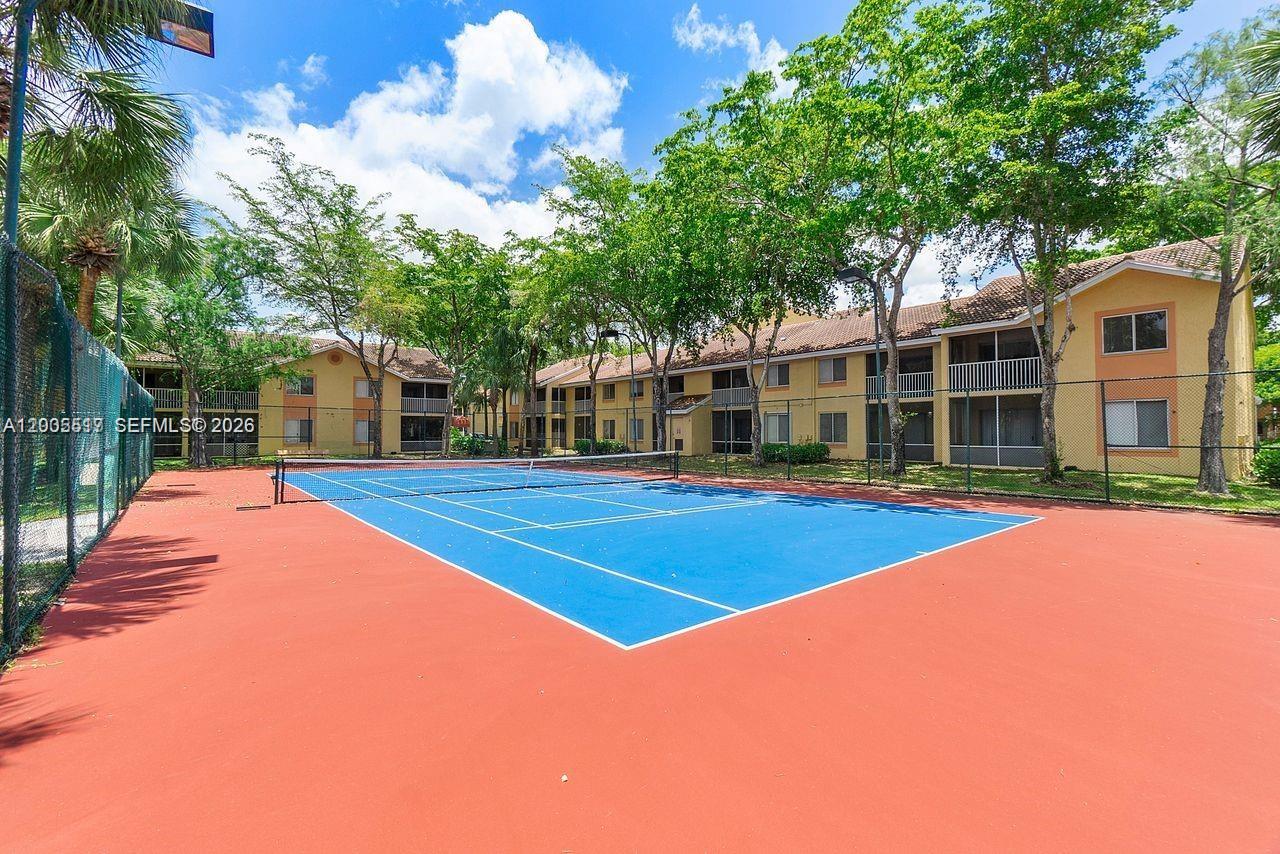 NAPOLI GARDENS AT CORAL S - Residential