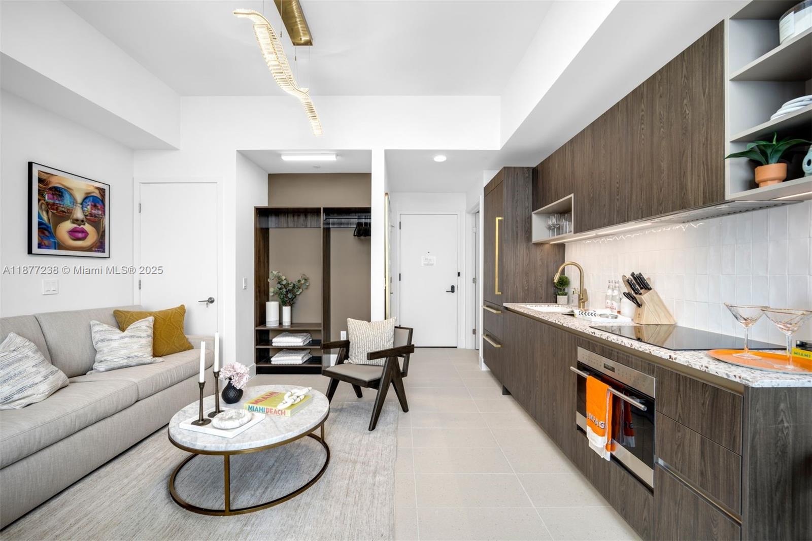 NATIIVO / GALE RESIDENCES - Residential