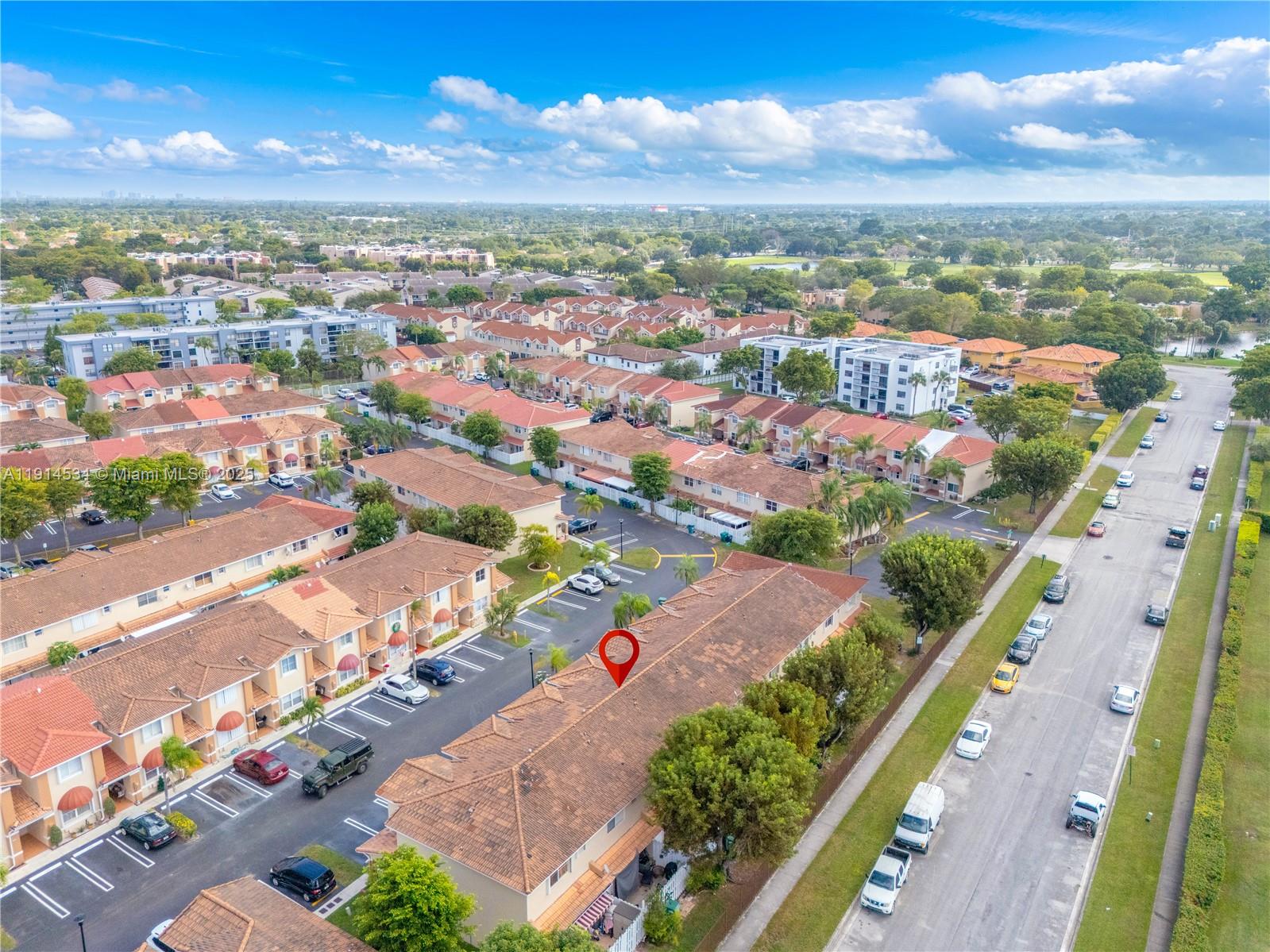 KENDALE LAKES NORTH SEC 9 - Residential