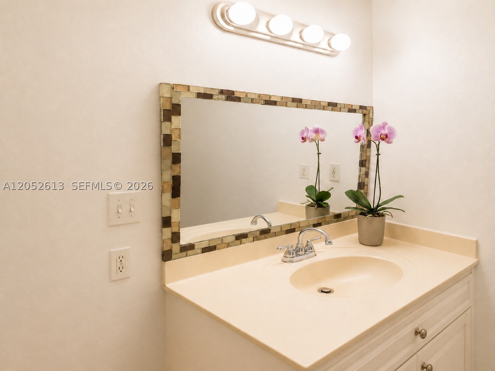 DORAL GARDENS II CONDO - Residential Lease