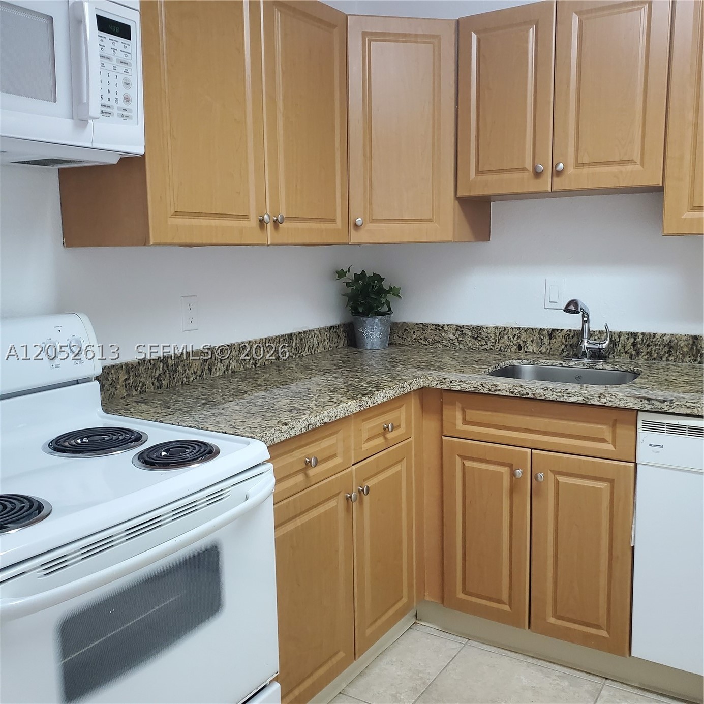 Doral Gardens II beautiful unit 1/1. GRANITE COUNTERTOP, Exersise Room, Playground, Lake, Tennis Court. Excellent Location: Next to Downtown Doral. Near Palmetto Expressway and City Place. Only First Month Rent + One Month of Security Deposit + $500 of Security Deposit. Send: Rental Application, Last Three Pay Stubs or Bank Statements, Police Report, Credit Score (+690). Wont' last...