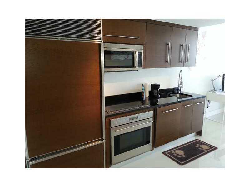 ICON BRICKELL CONDO NO 3 - Residential Lease