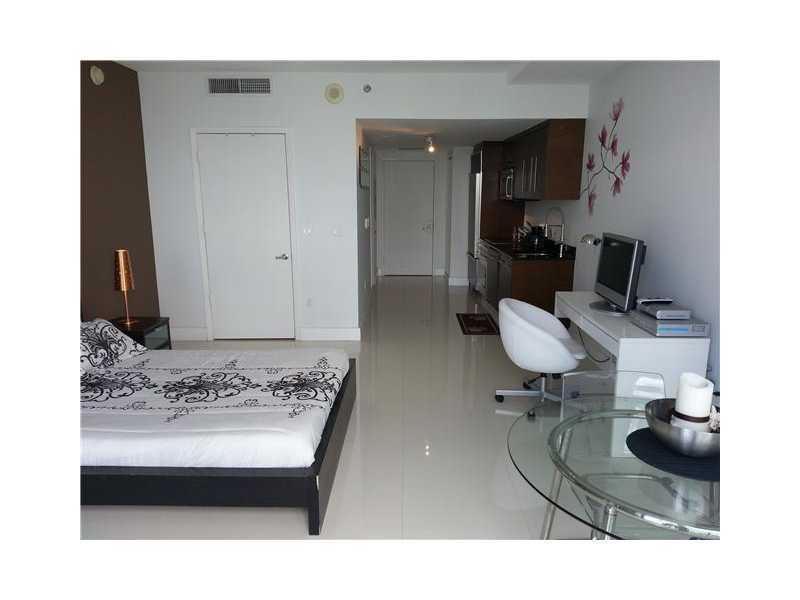 ICON BRICKELL CONDO NO 3 - Residential Lease