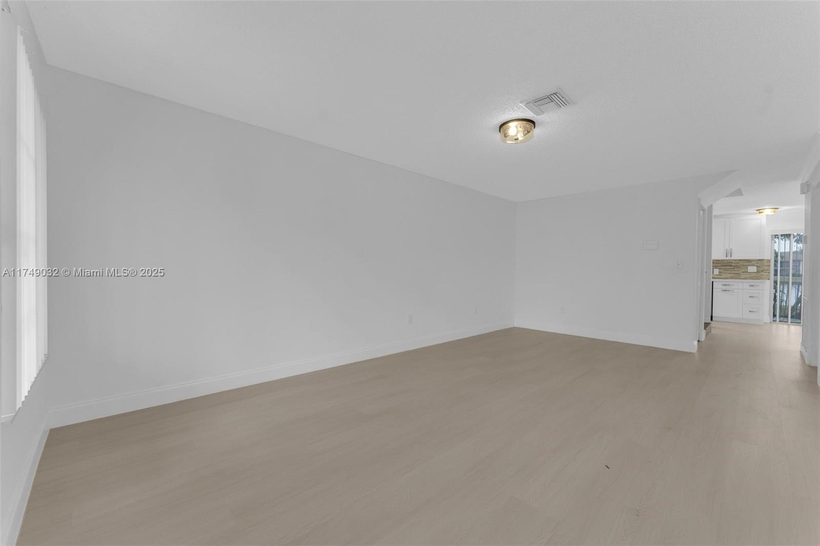 WELLEBY UNIT THIRTEEN - Residential