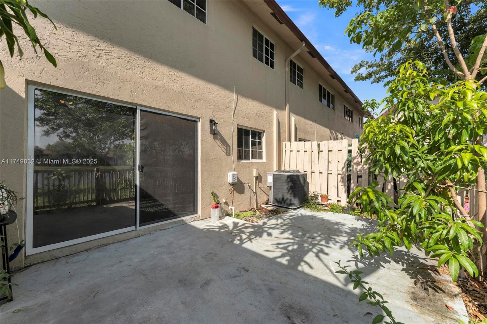 WELLEBY UNIT THIRTEEN - Residential
