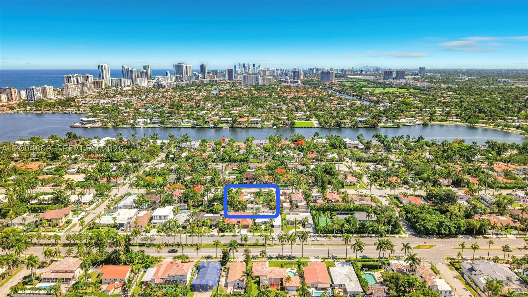 HOLLYWOOD LAKES SECTION - Residential