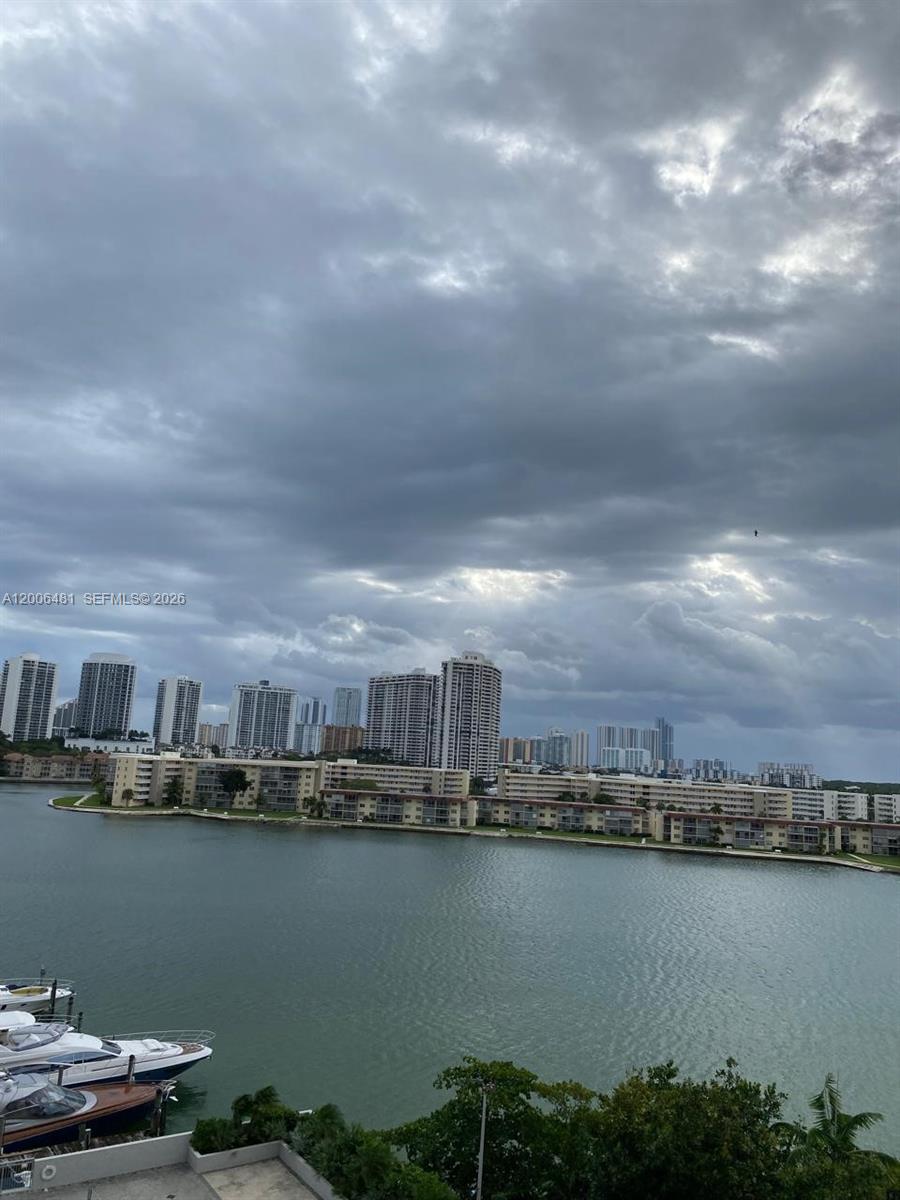 DEL PRADO MARINA - Residential