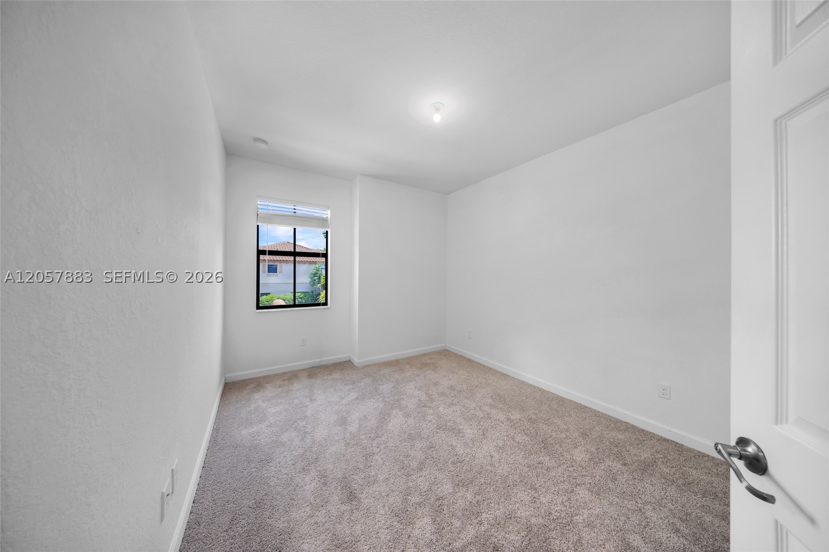SIMONTON COURT - Residential