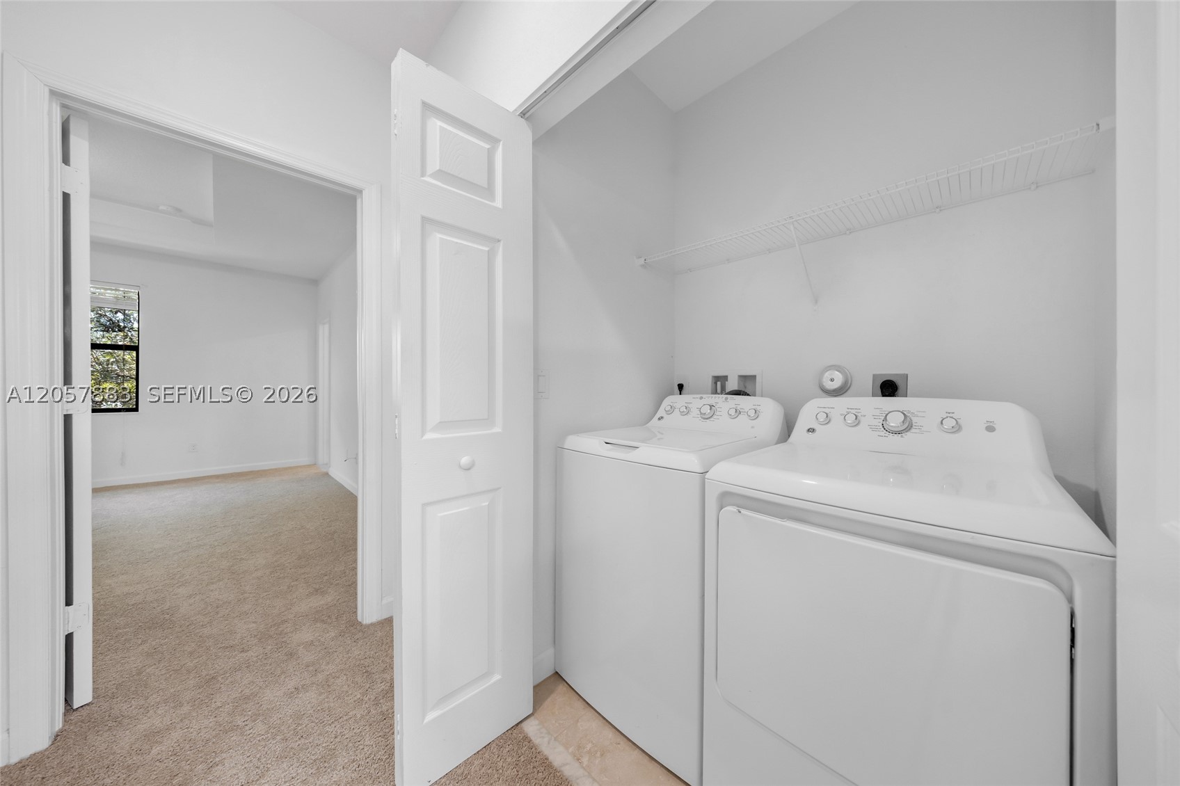 SIMONTON COURT - Residential