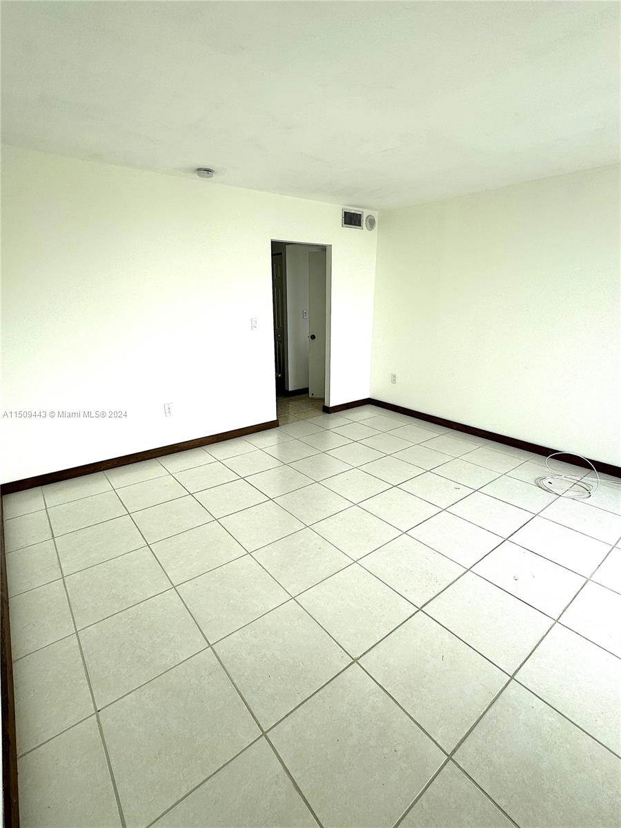 FLAMENCO - Residential Lease