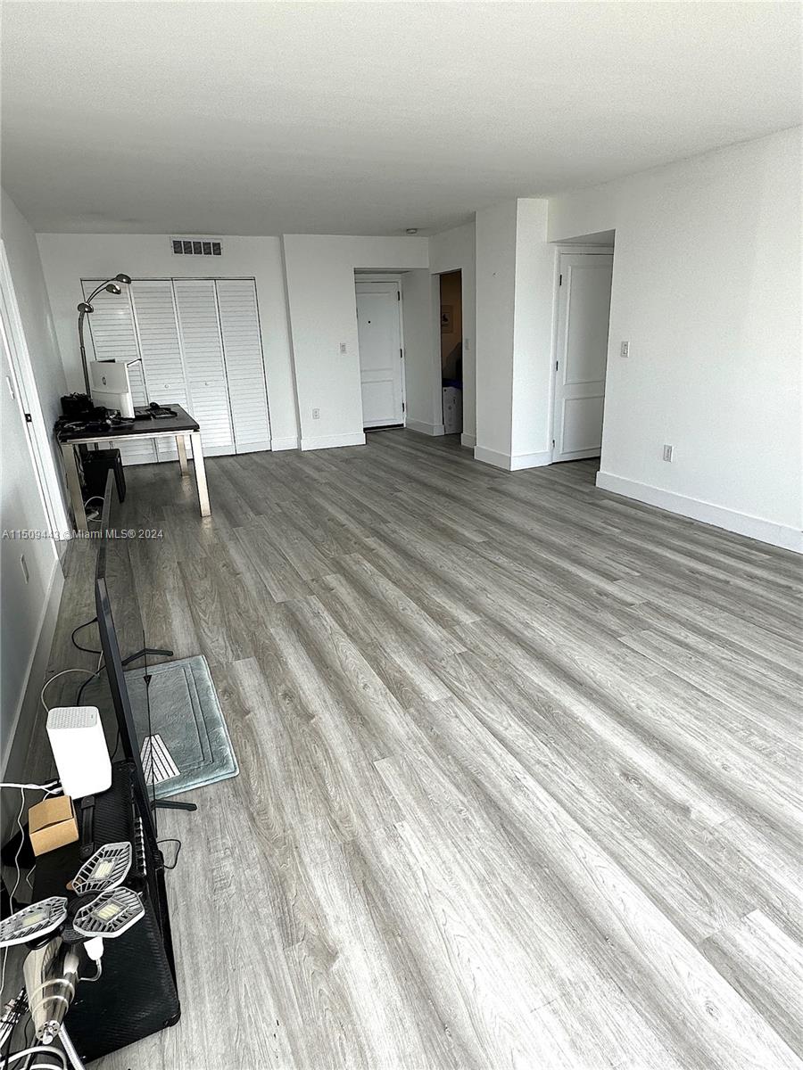 FLAMENCO - Residential Lease
