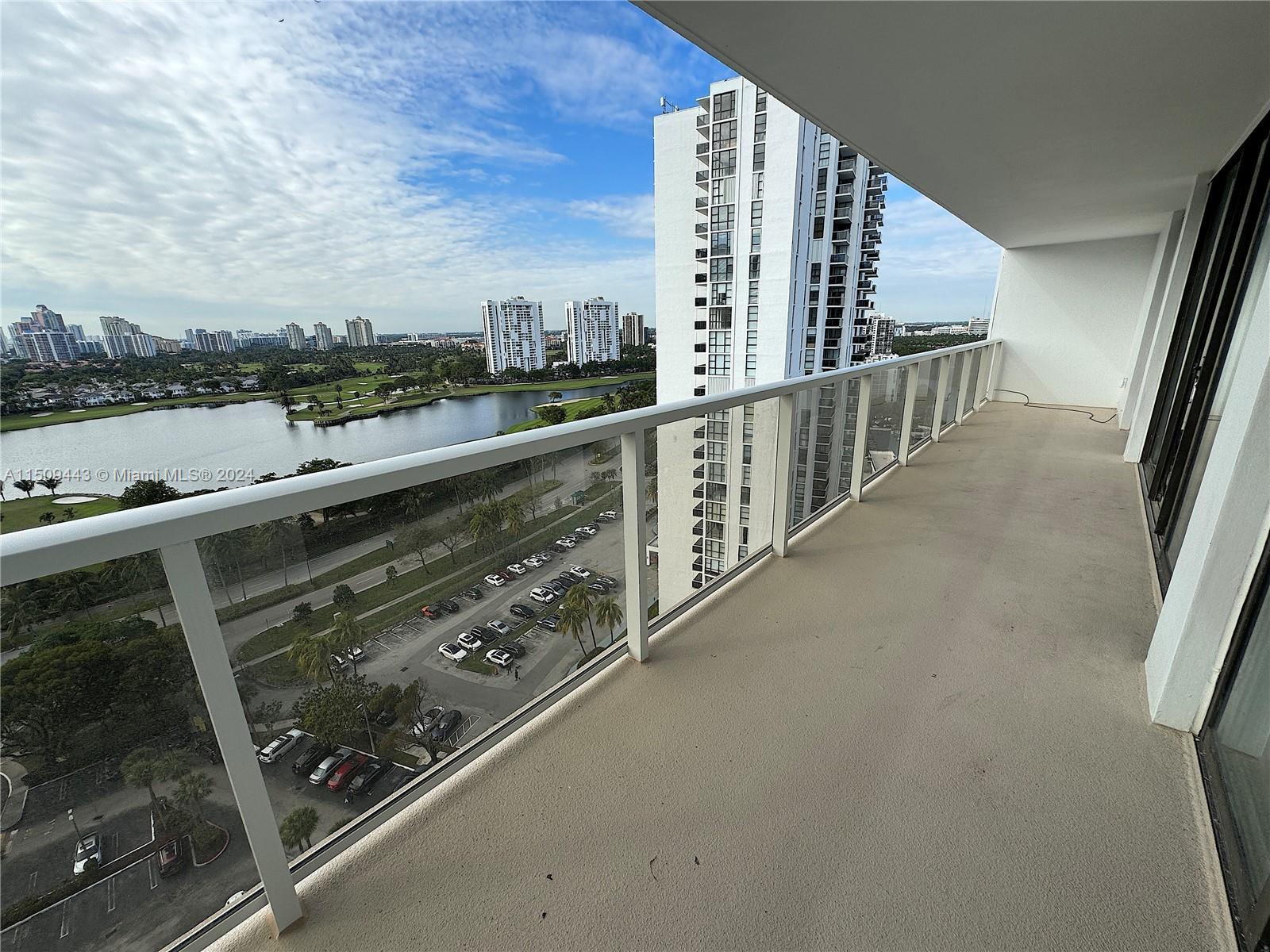 FLAMENCO - Residential Lease