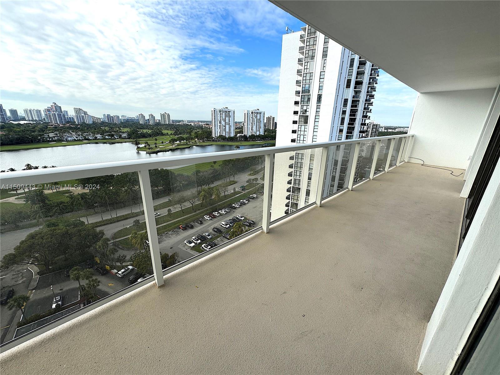 FLAMENCO - Residential Lease