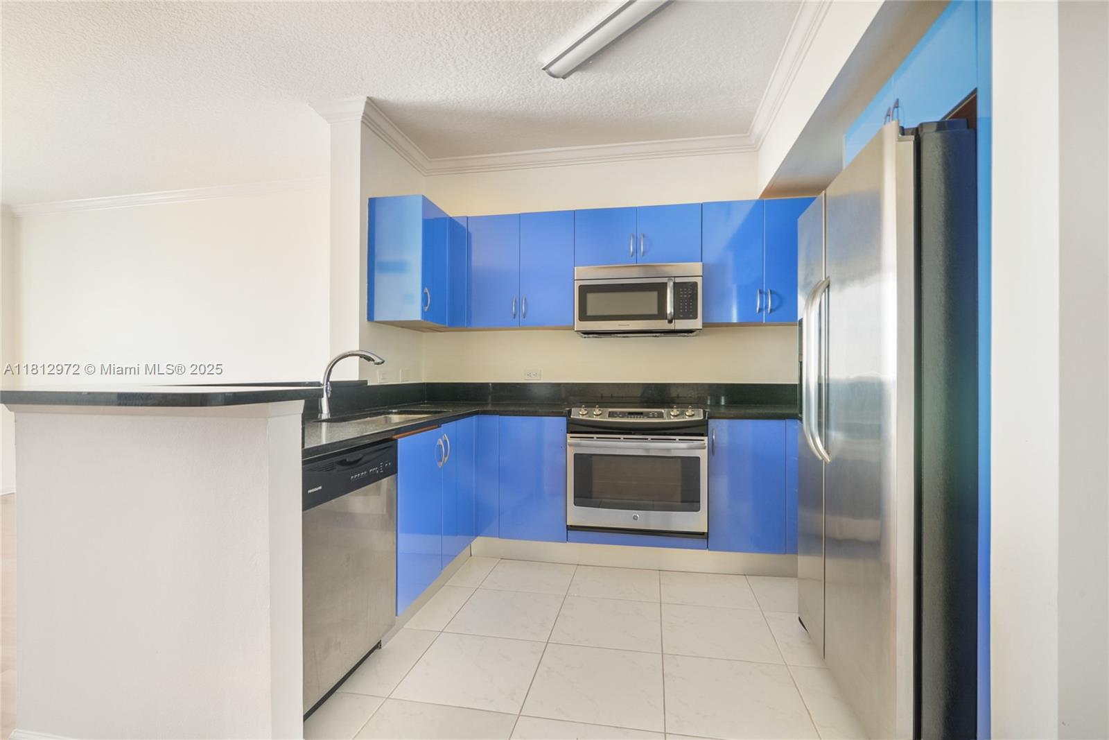 VENTURE AT AVENTURA EAST - Residential