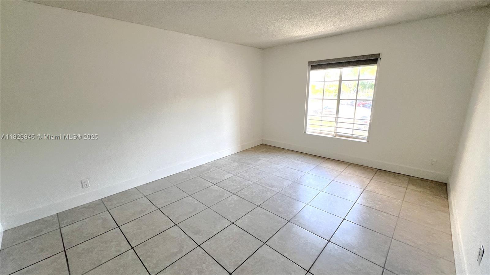 DORAL GARDENS II CONDO - Residential Lease