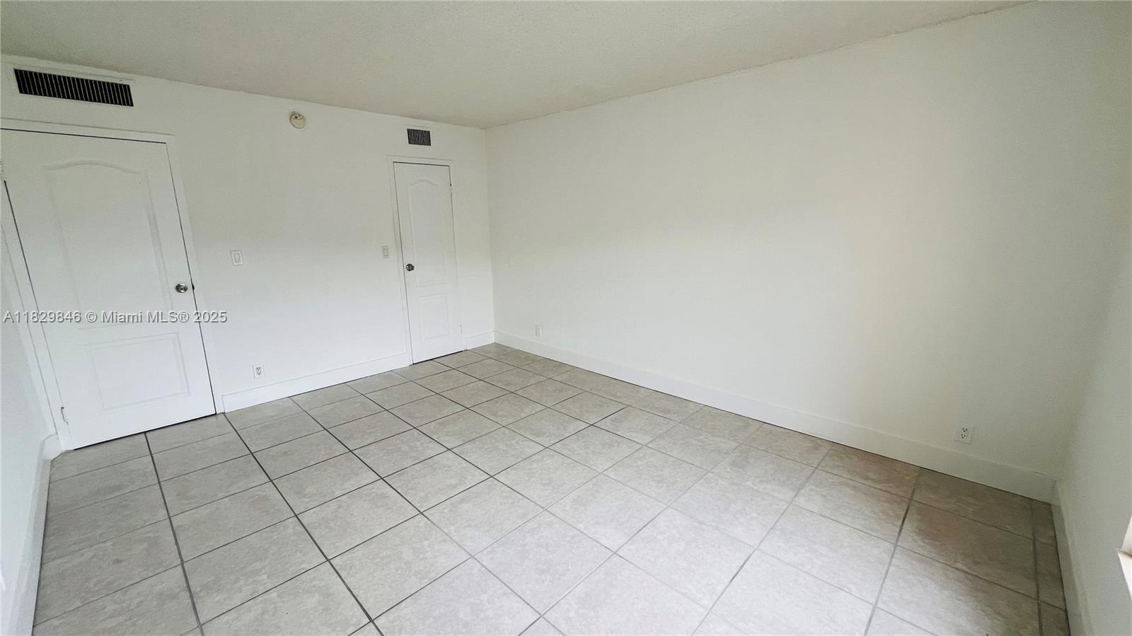 DORAL GARDENS II CONDO - Residential Lease