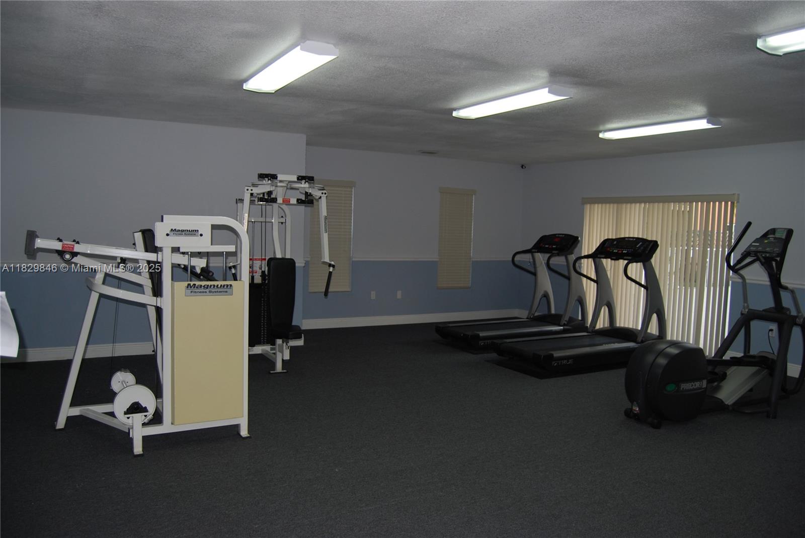 DORAL GARDENS II CONDO - Residential Lease