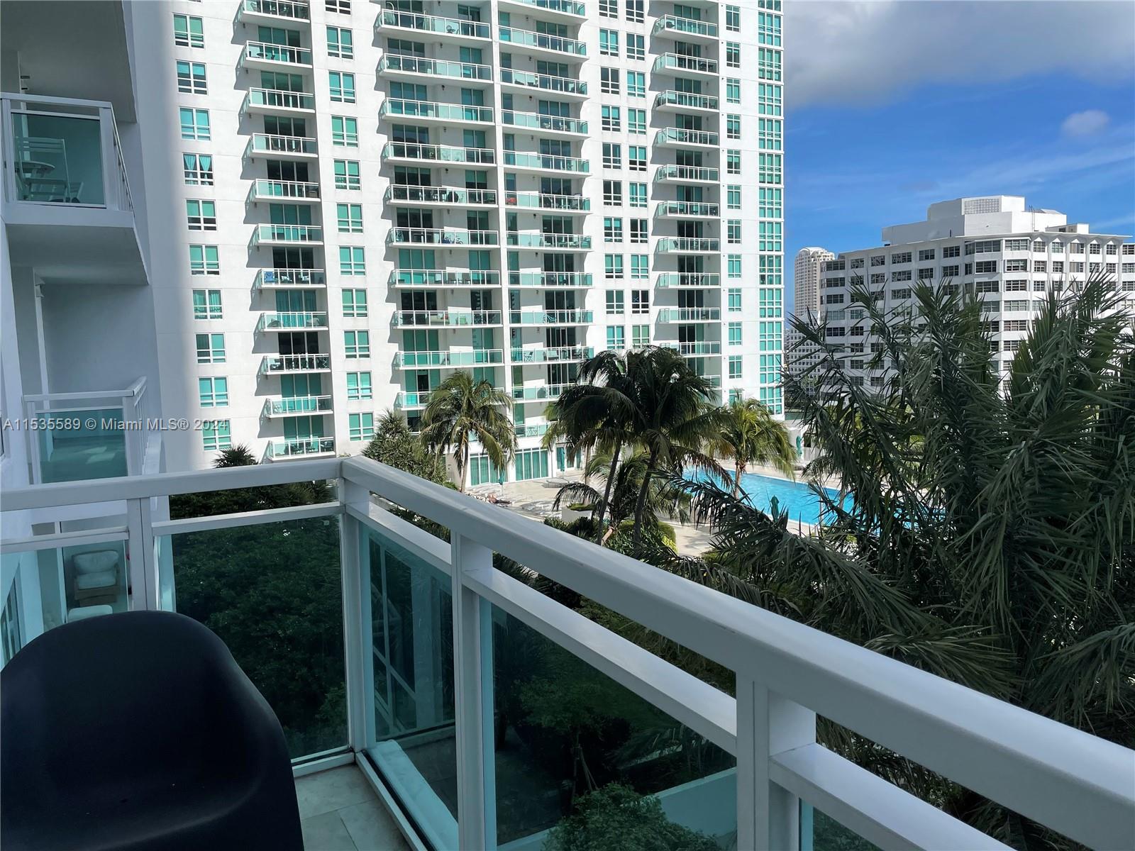 THE PLAZA 901 BRICKELL CO - Residential Lease
