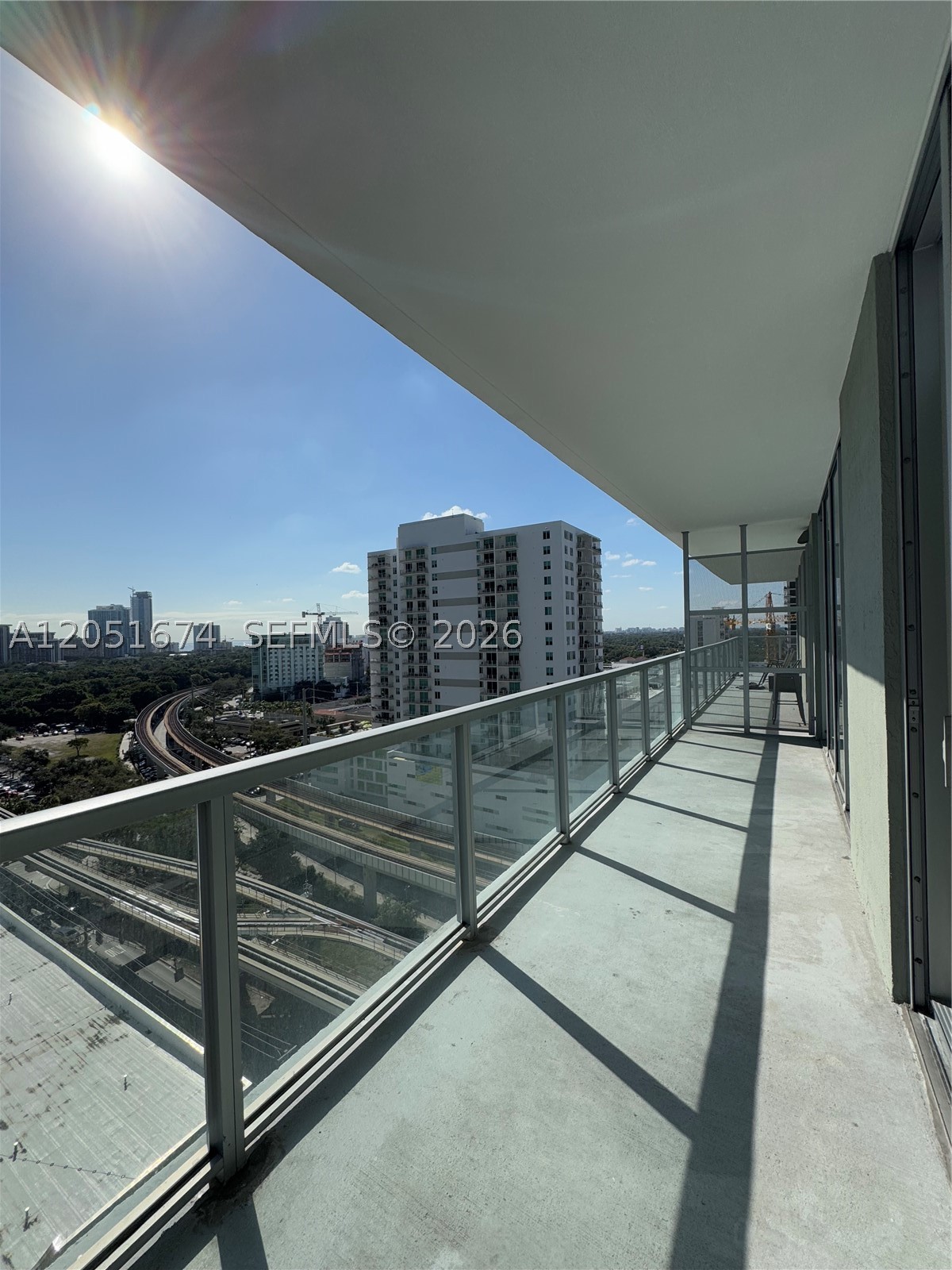 THE AXIS ON BRICKELL COND - Residential