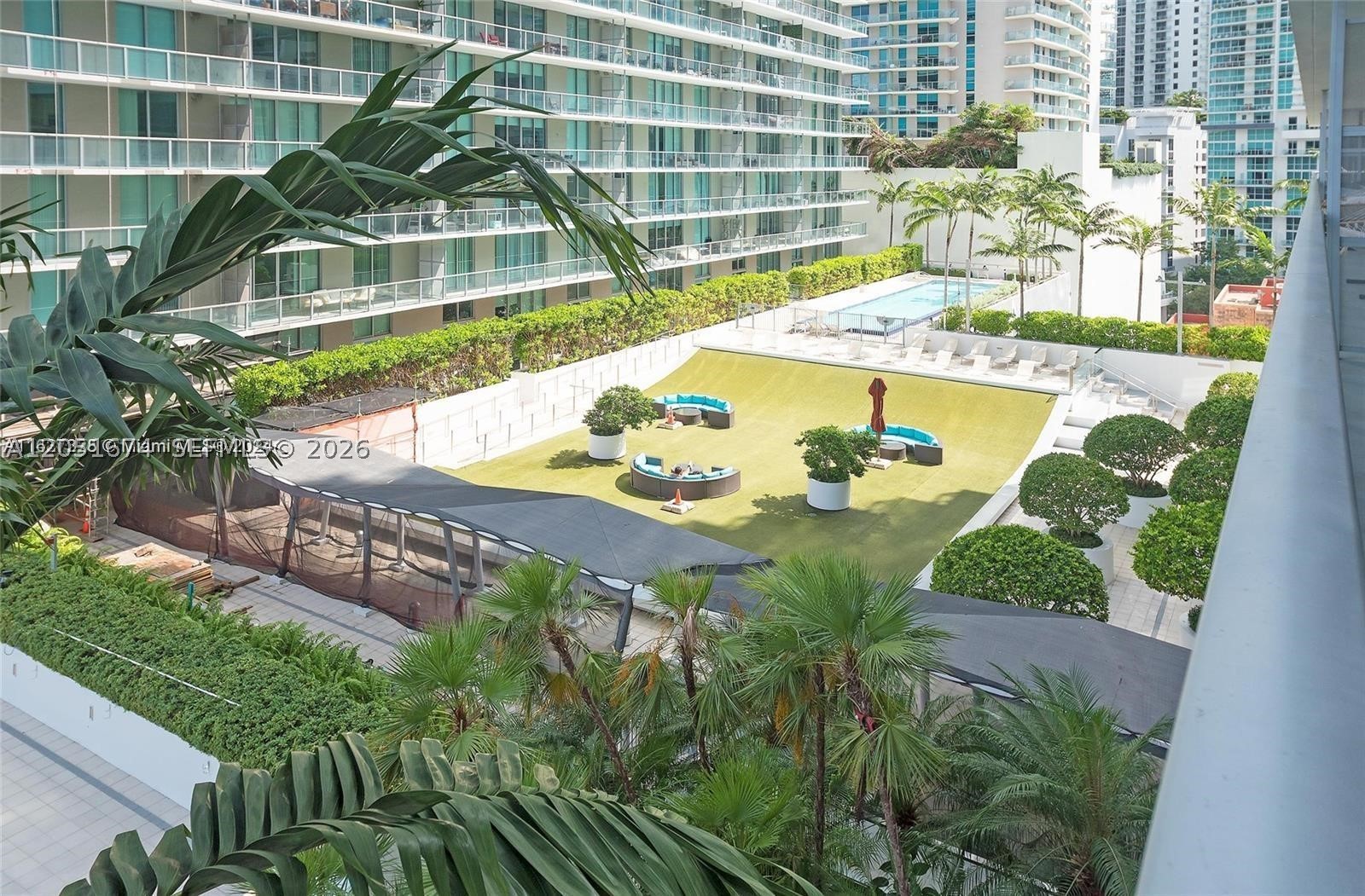 THE AXIS ON BRICKELL COND - Residential