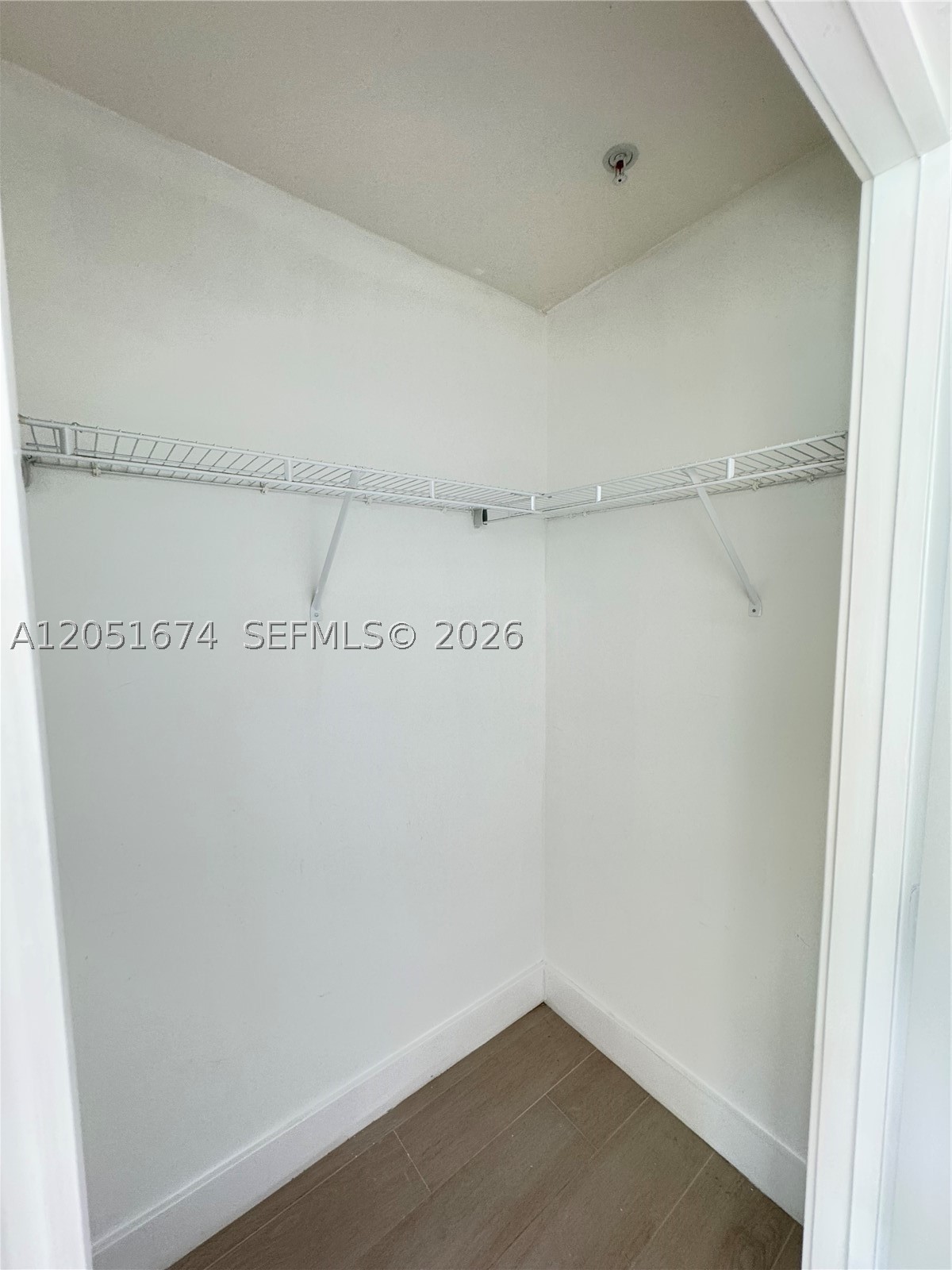 THE AXIS ON BRICKELL COND - Residential