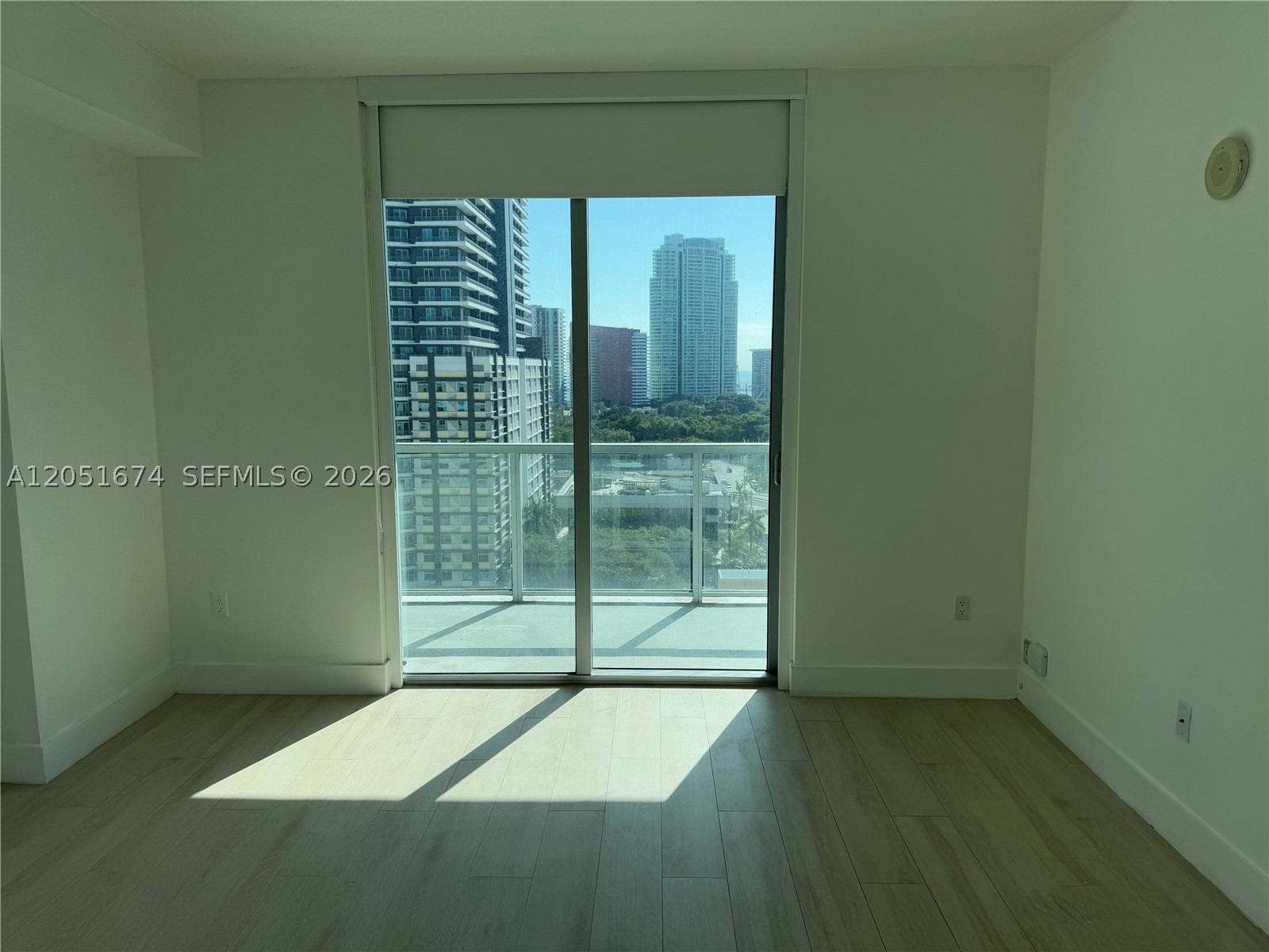 THE AXIS ON BRICKELL COND - Residential