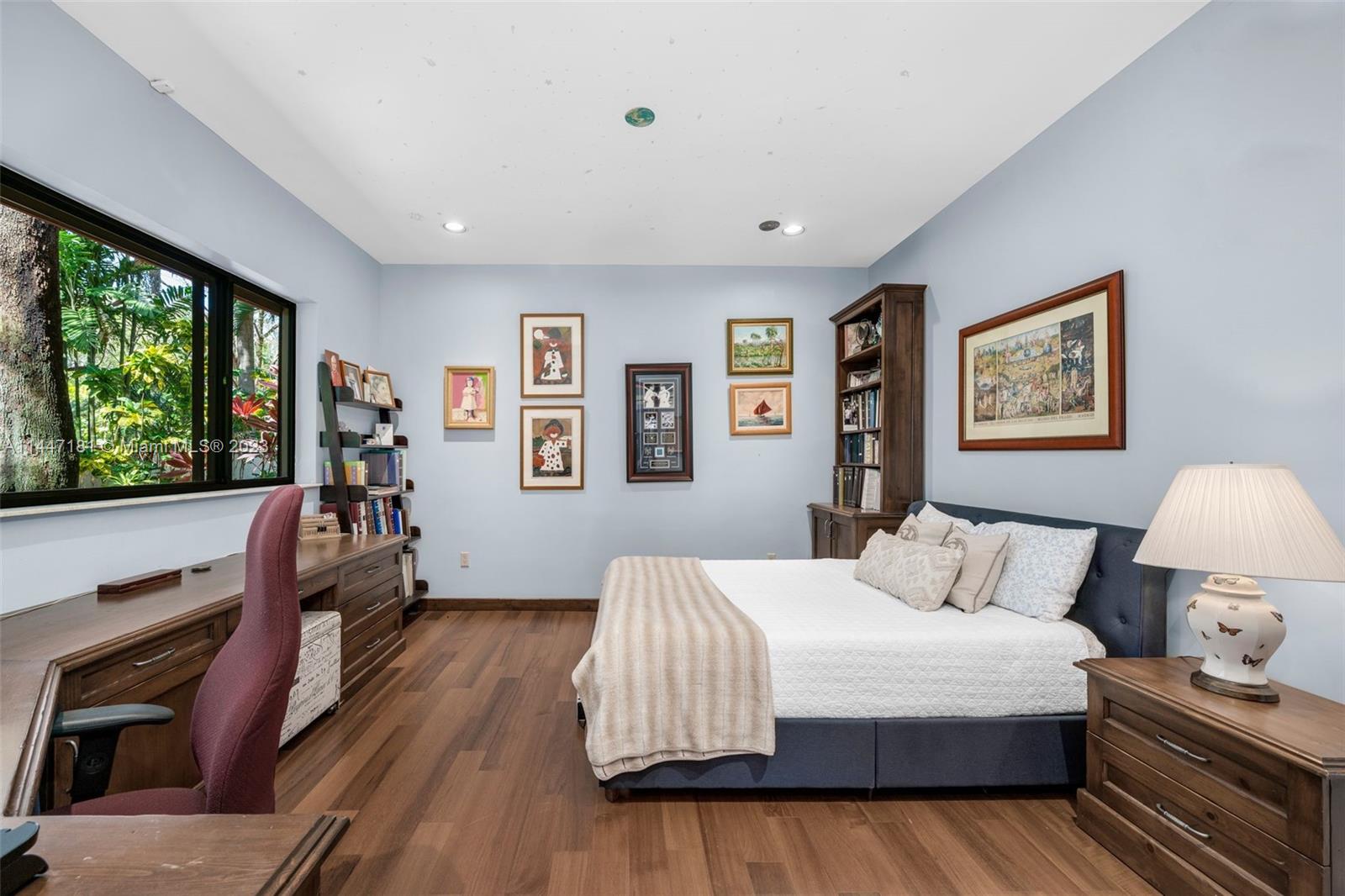 Ponce Davis - Residential