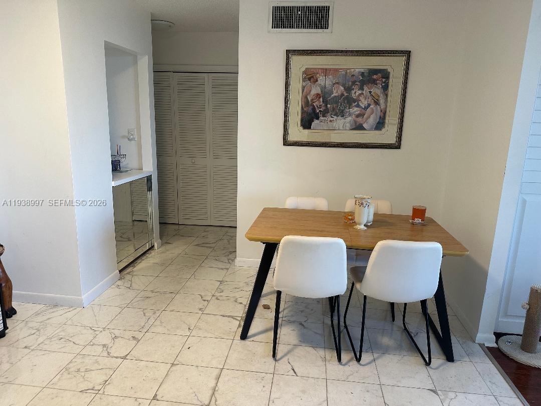 OLYMPUS CONDO PHASE - Residential