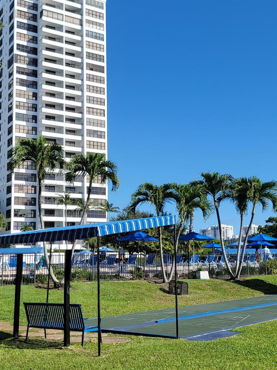 OLYMPUS CONDO PHASE - Residential