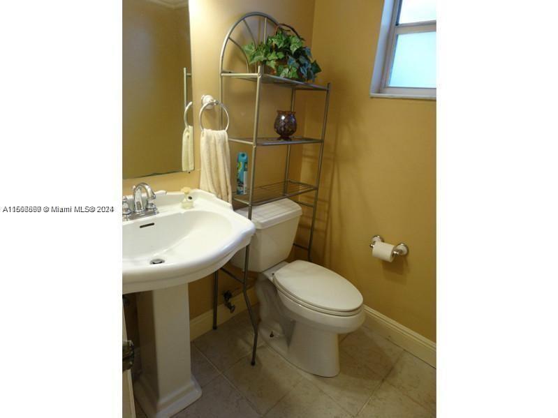 MARGATE VILLAGE PHASE II - Residential Lease