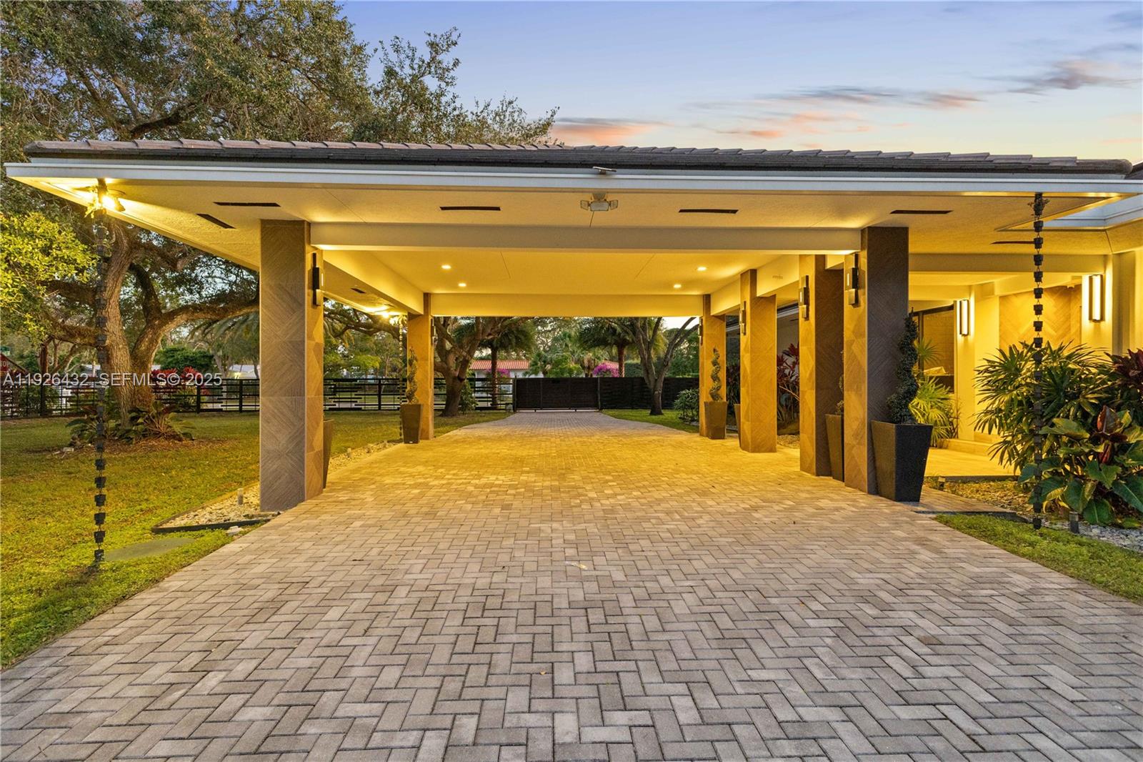 6 55 40 1.02 AC - Residential Lease