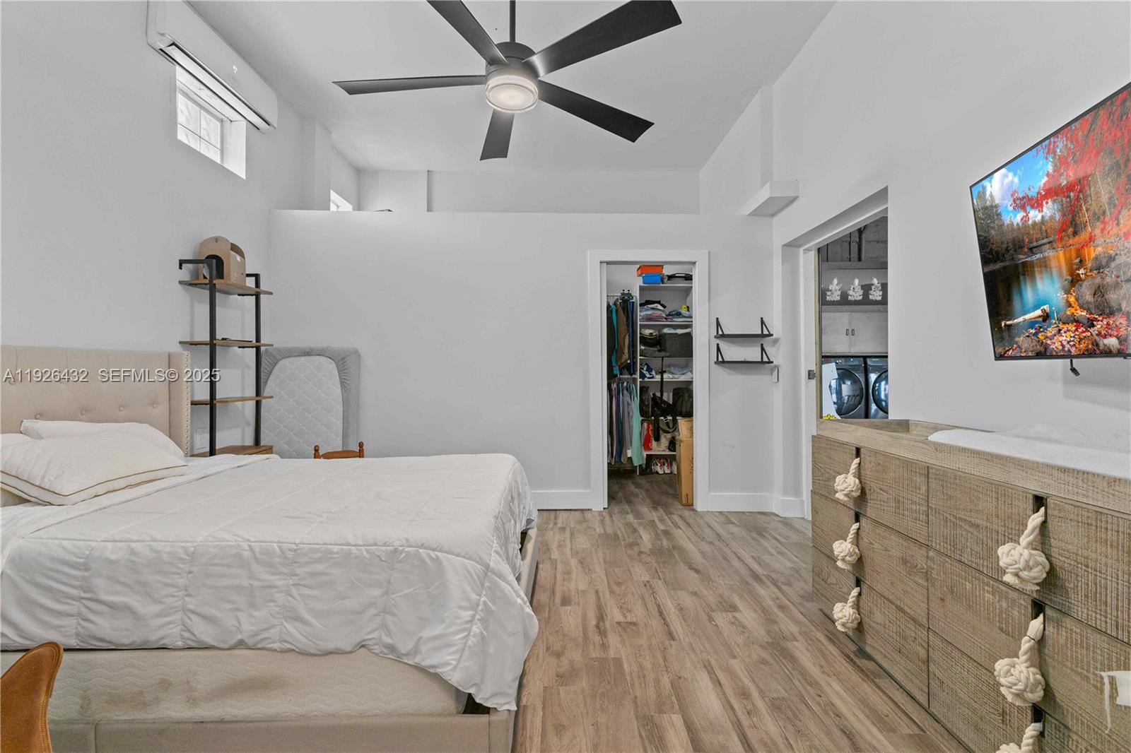 6 55 40 1.02 AC - Residential Lease