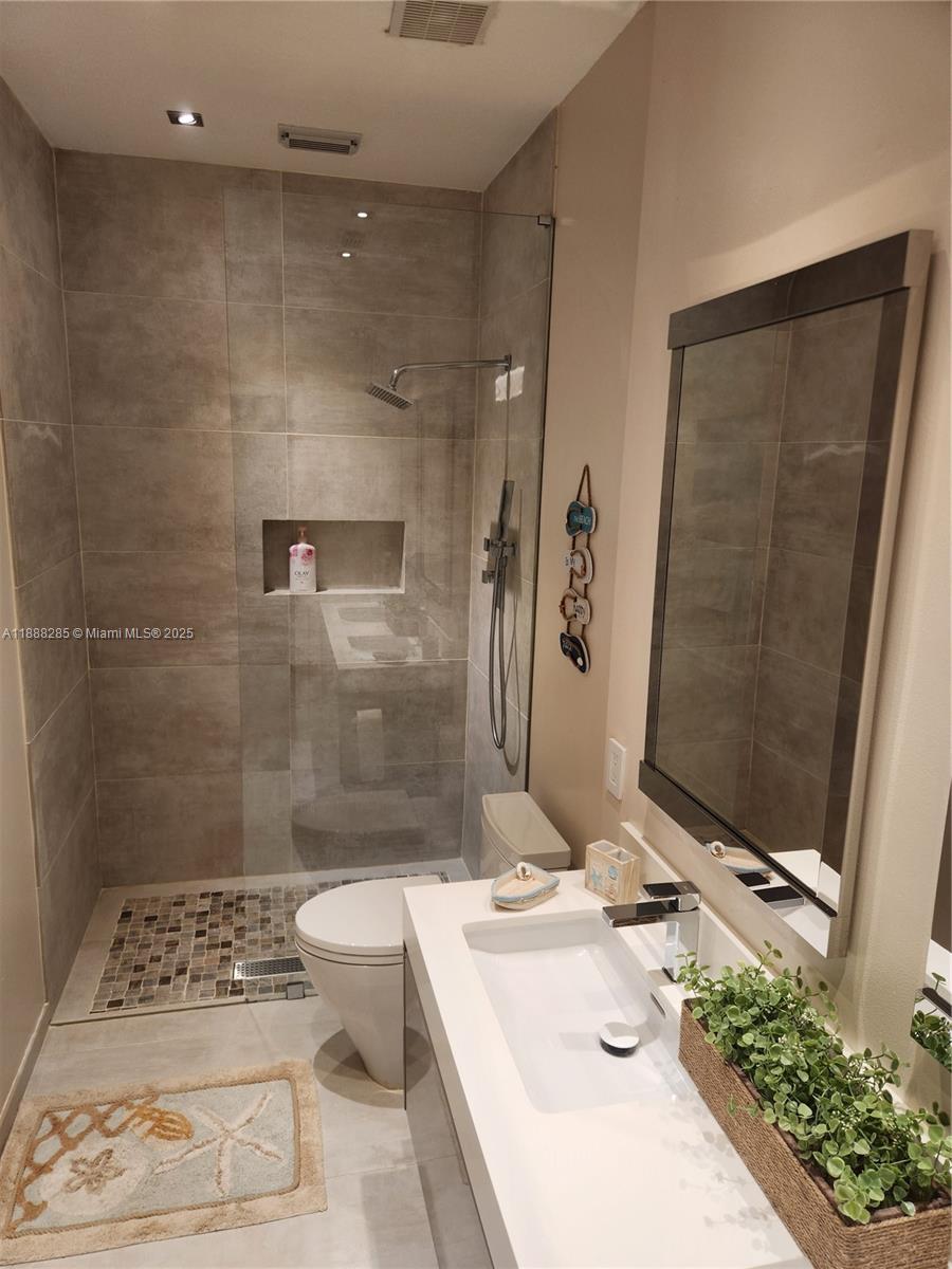 PETES PLACE 1ST ADDN - Residential