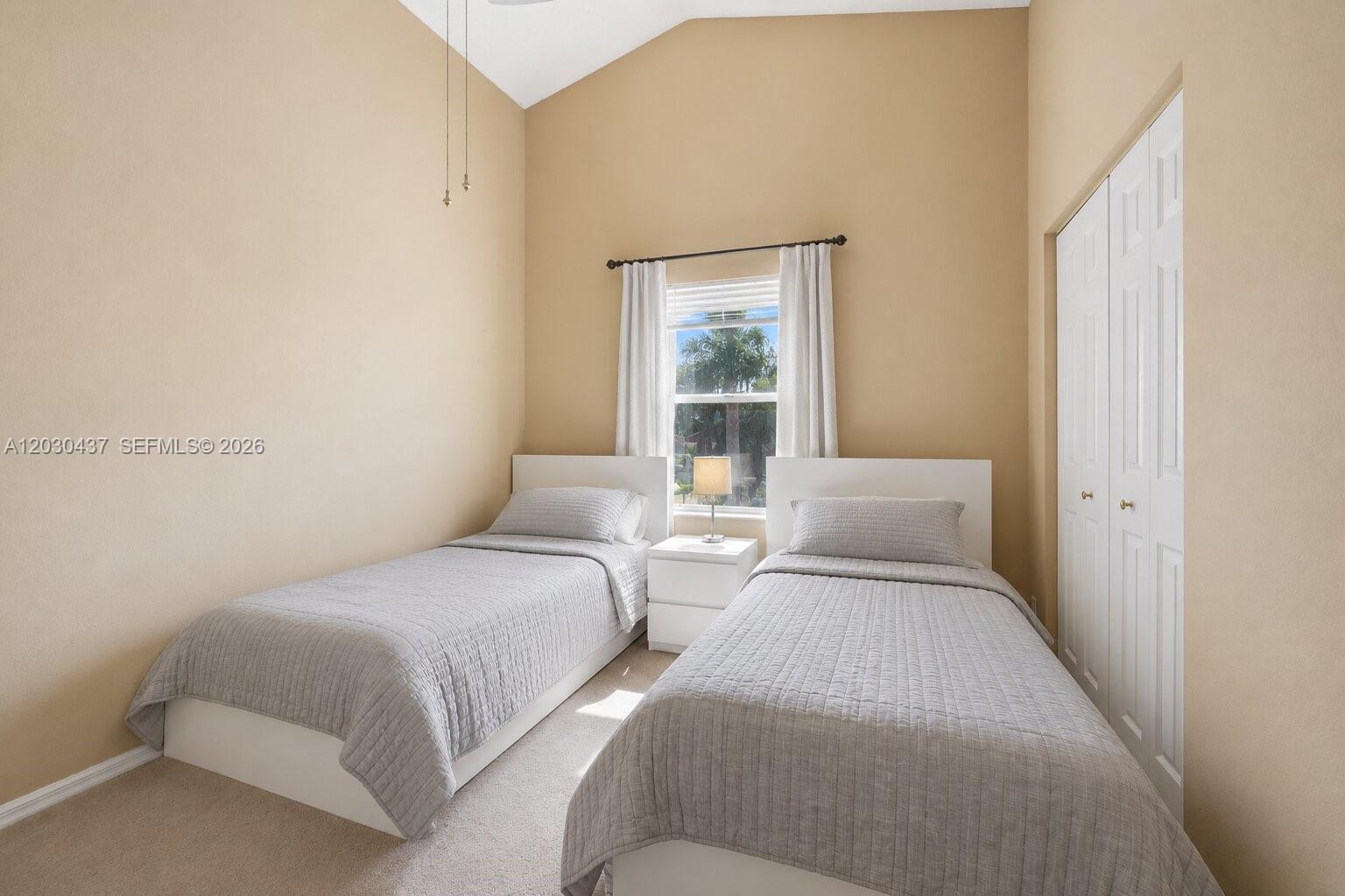 CHAPEL LAKE ESTATES - Residential