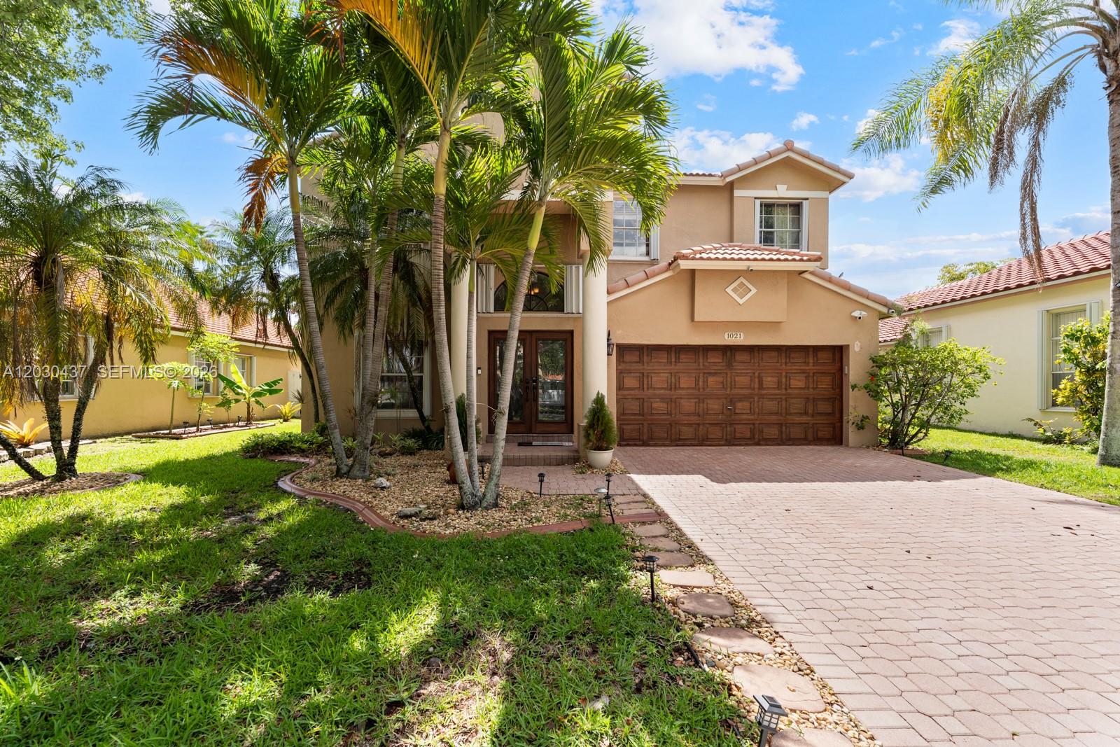 CHAPEL LAKE ESTATES - Residential