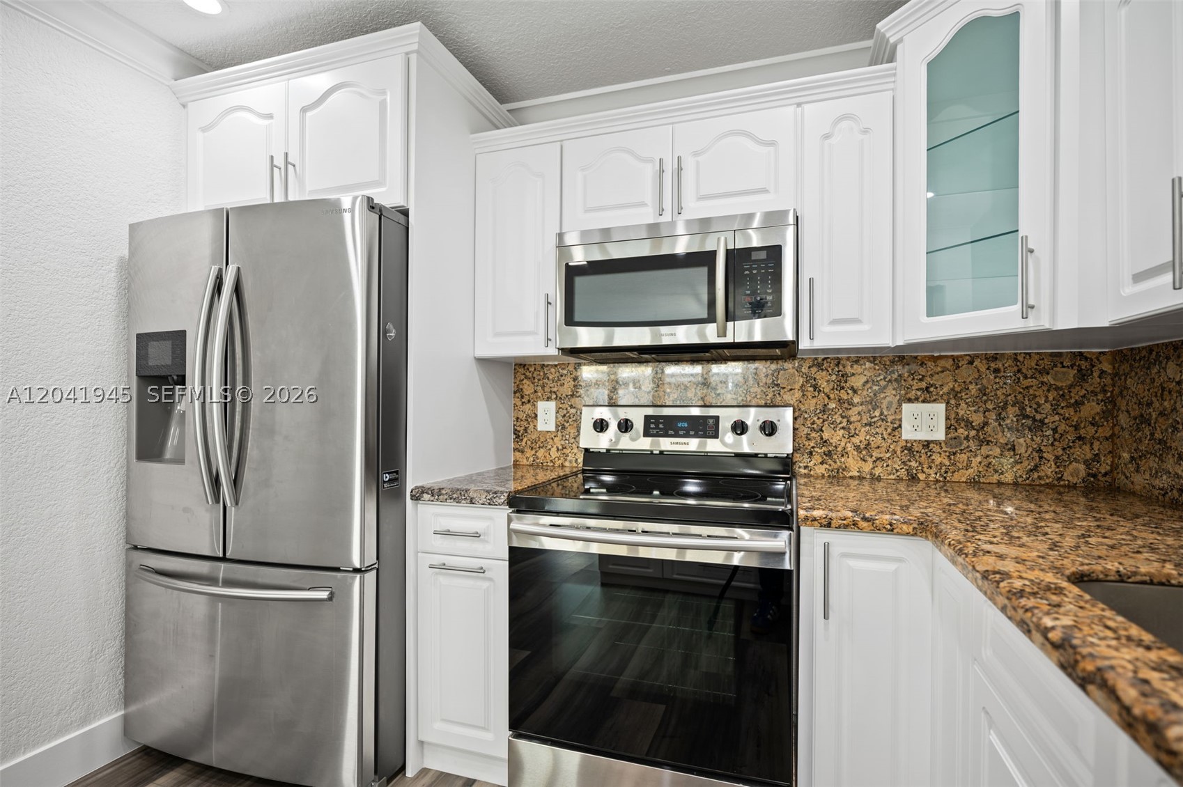 PALM SPRINGS VILLAS 3RD A - Residential Lease