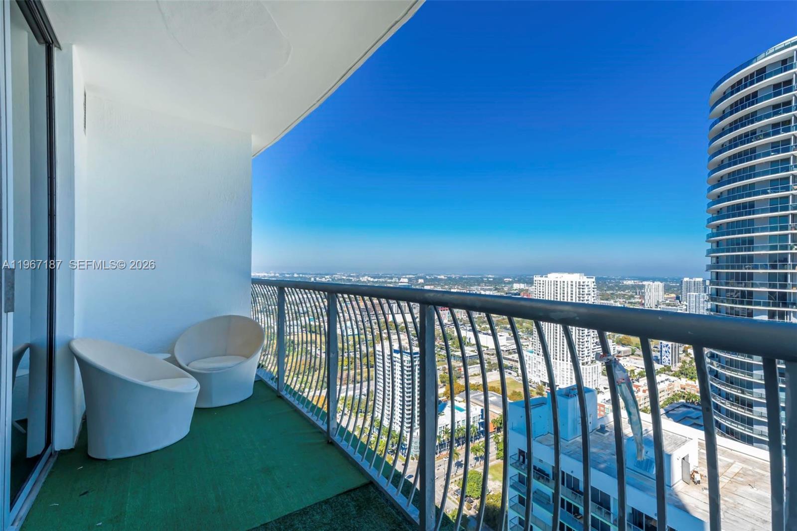 OPERA TOWER CONDO - Residential